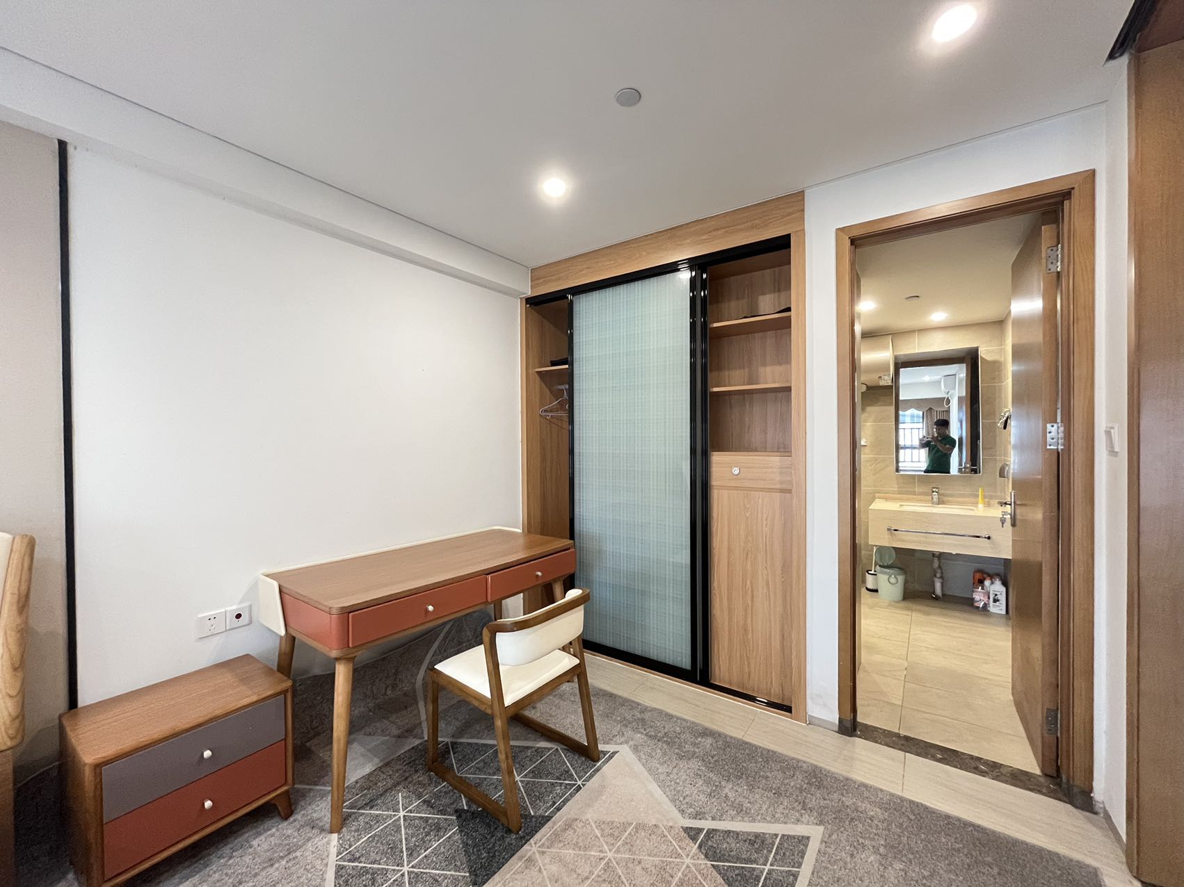 海航豪庭南苑 1室1厅1卫 140.0万 海航豪庭南苑 1室1厅1卫 140.0万室内图