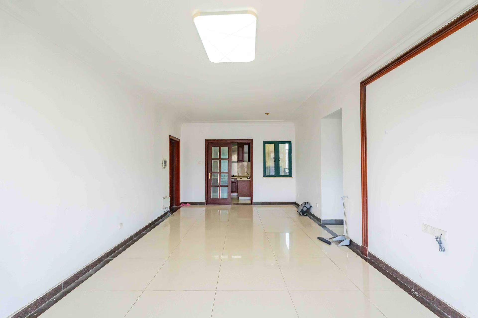 恒大雅苑 3室2厅1卫 1900.0元/月 恒大雅苑 3室2厅1卫 1900.0元/月室内图