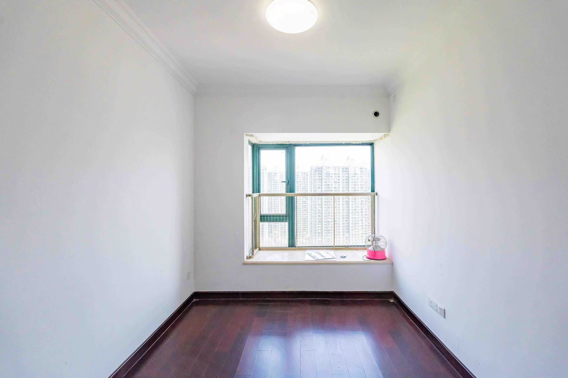 恒大雅苑 3室2厅1卫 1900.0元/月 恒大雅苑 3室2厅1卫 1900.0元/月室内图