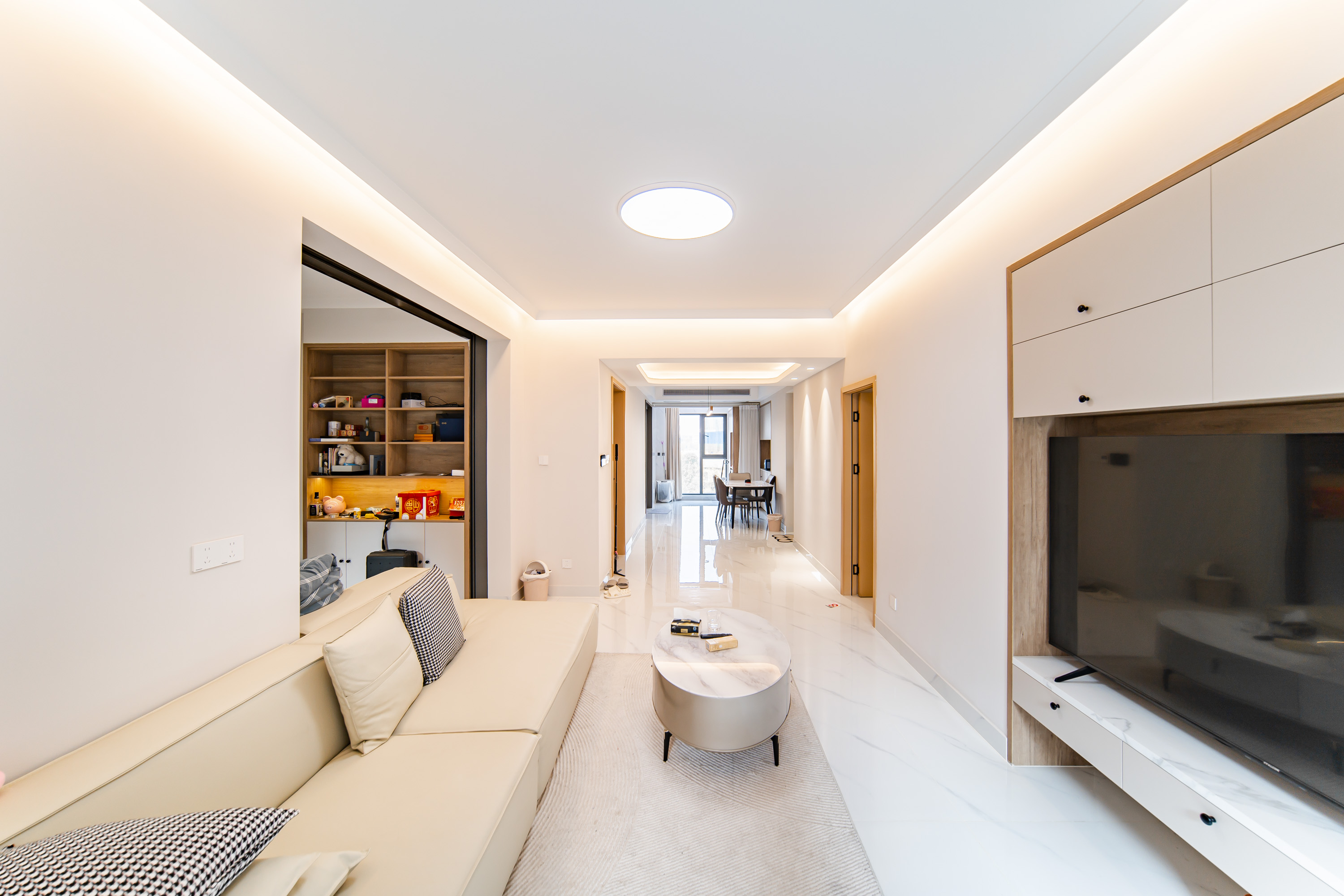 建发电建江山悦  3室2厅2卫    142.0万客厅