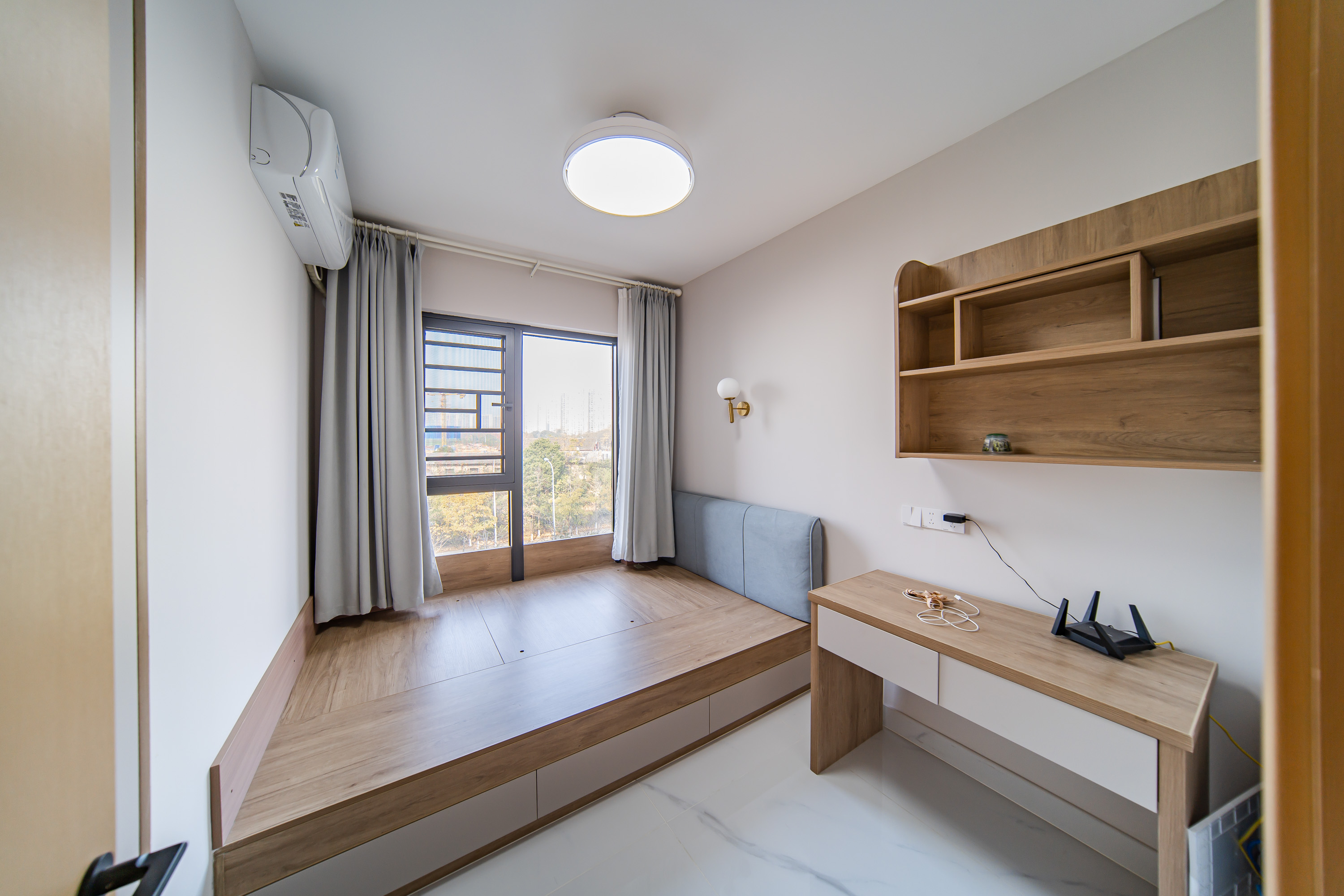 建发电建江山悦  3室2厅2卫    142.0万卧室