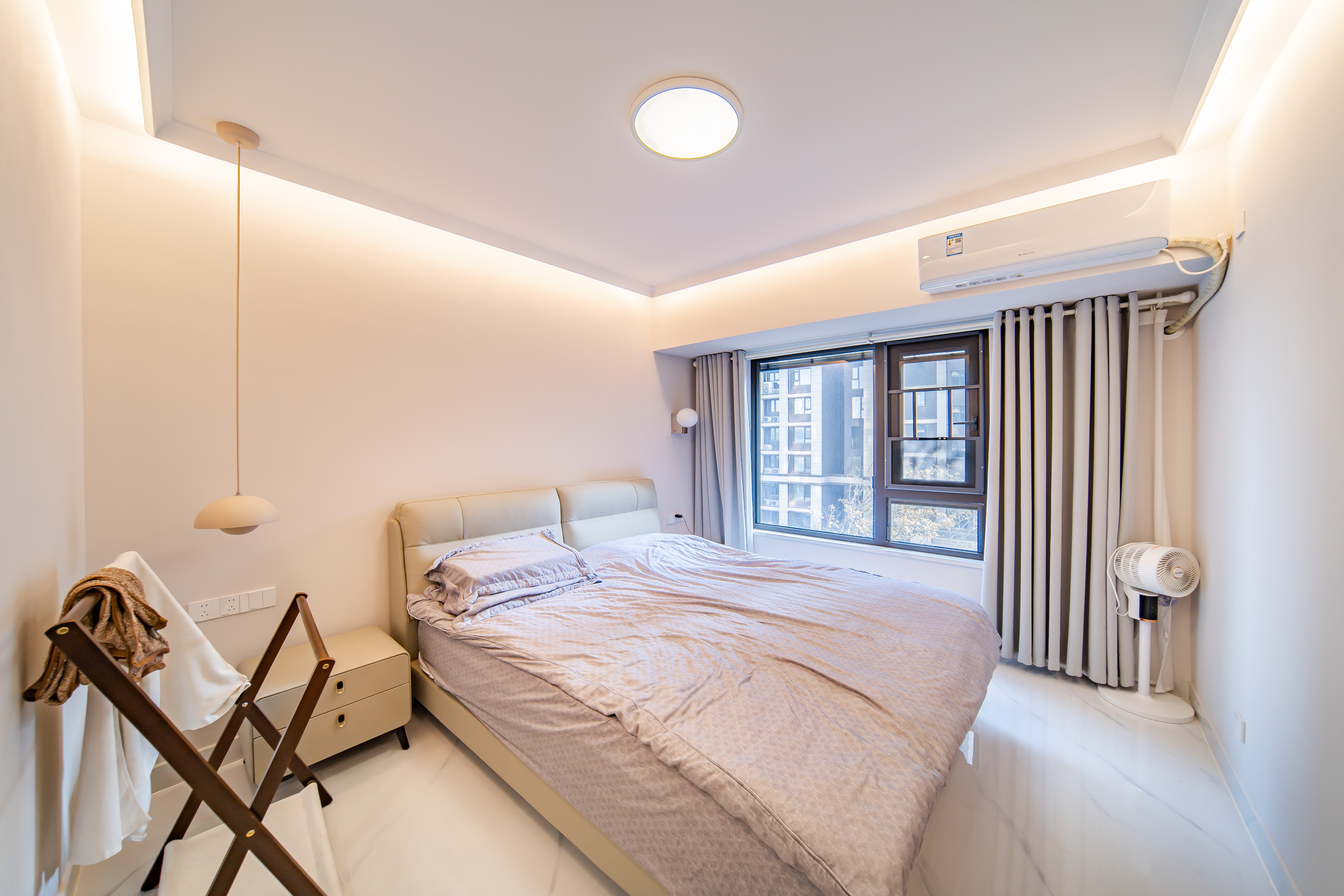 建发电建江山悦  3室2厅2卫    142.0万卧室