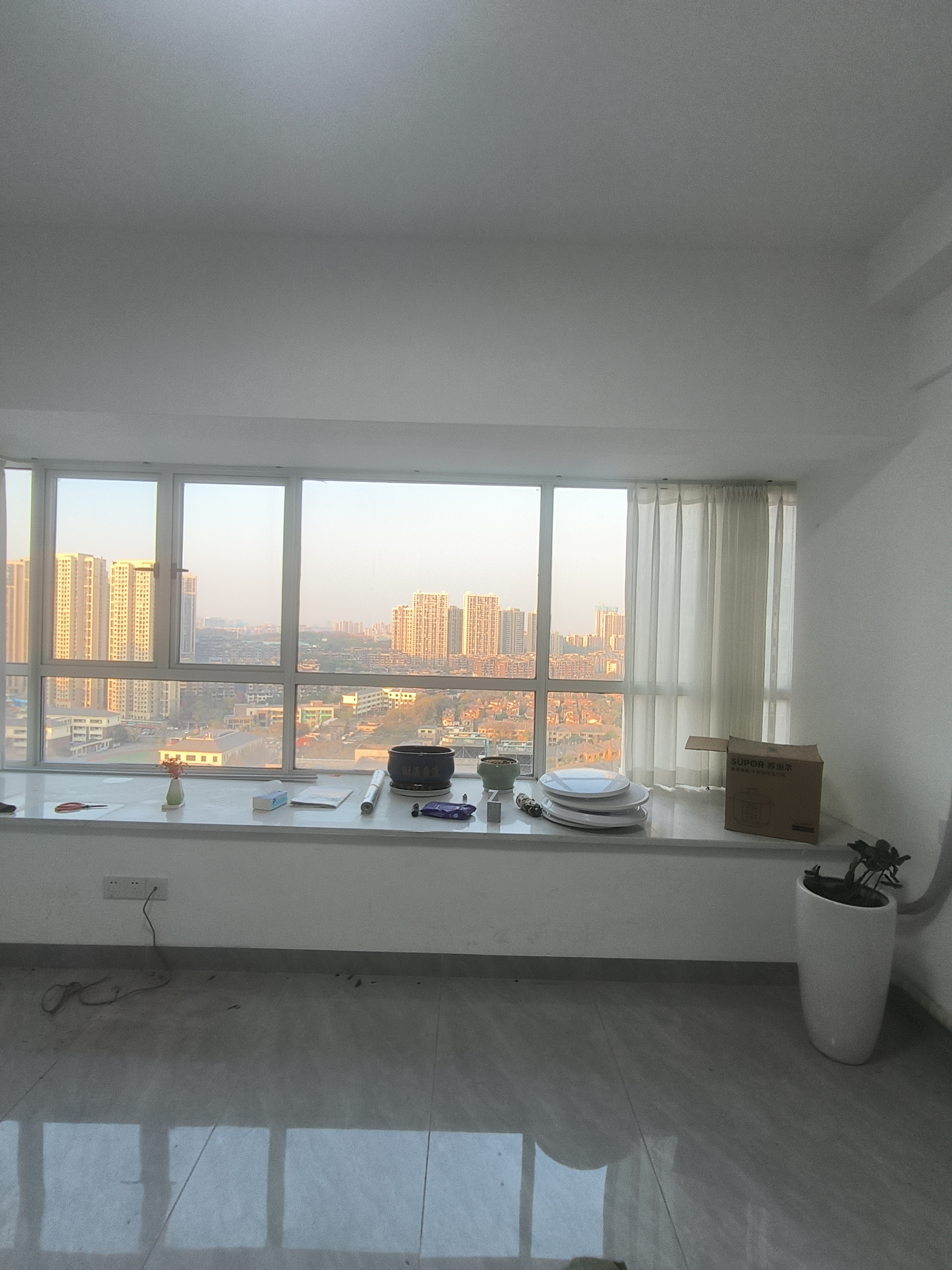 中建嘉和城  1室1厅1卫   2700.00元/月室内图