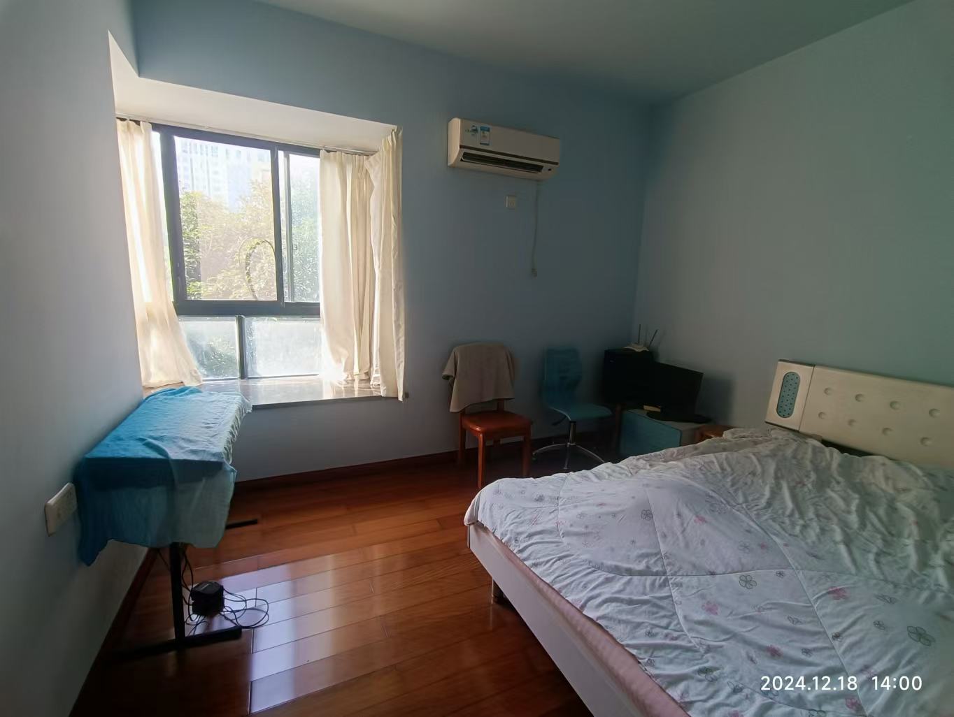 上城世家 3室2厅1卫 2000.0元/月 上城世家 3室2厅1卫 2000.0元/月室内图