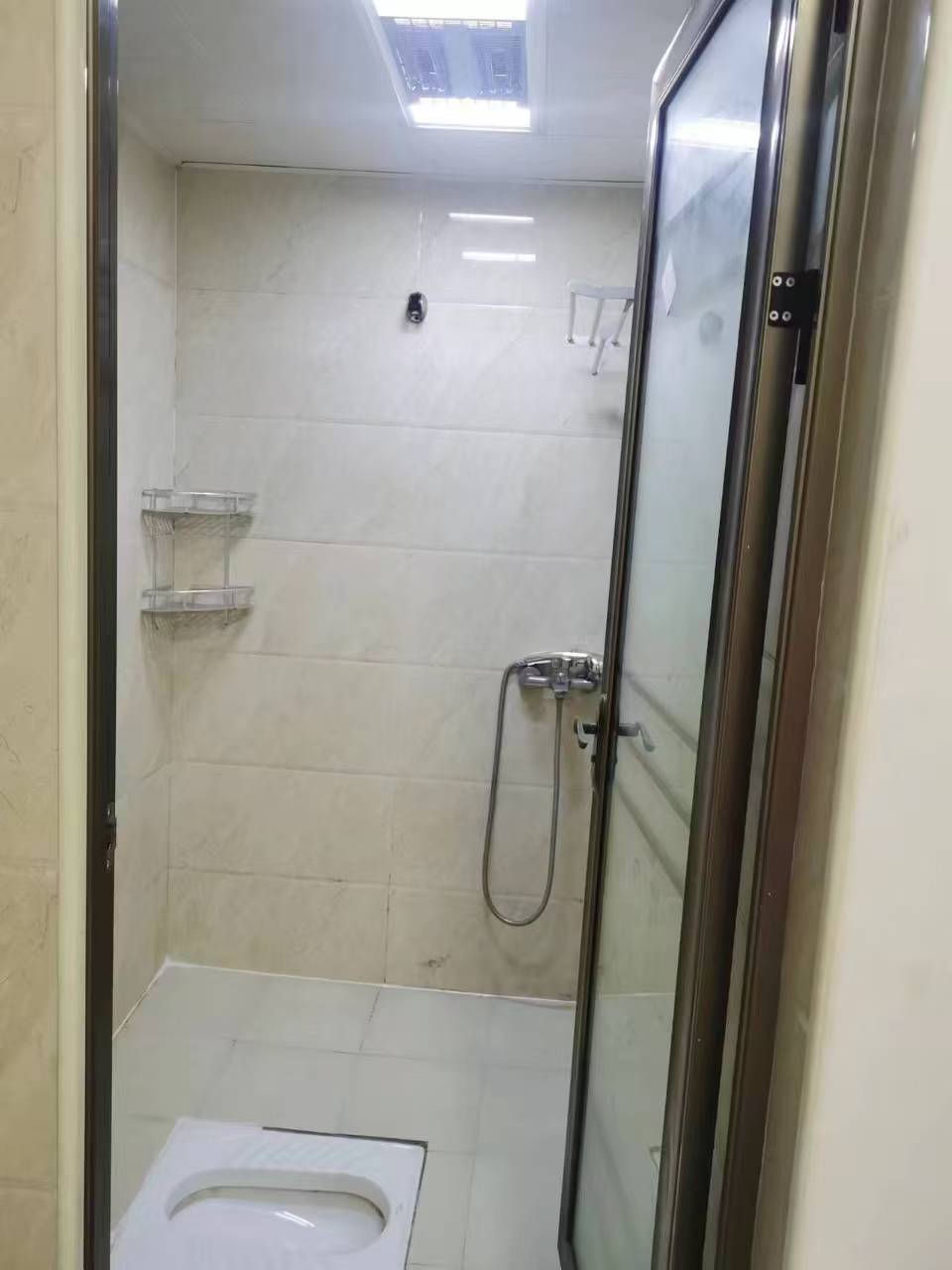 和景家园一期  1室0厅0卫    1500.0元/月 和景家园一期  1室0厅0卫    1500.0元/月室内图