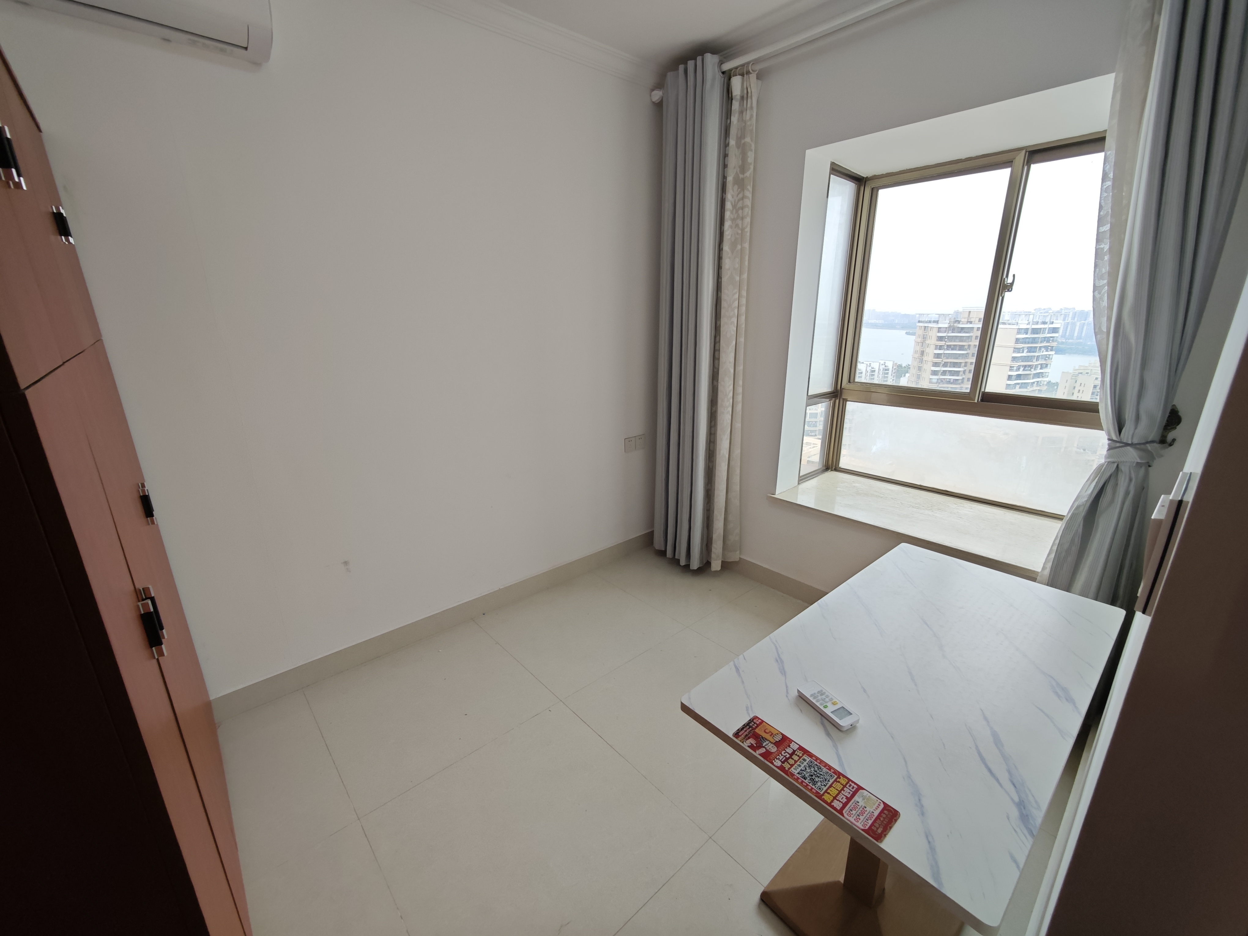 滨江绿都 3室2厅2卫 2700.0元/月 滨江绿都 3室2厅2卫 2700.0元/月户型图