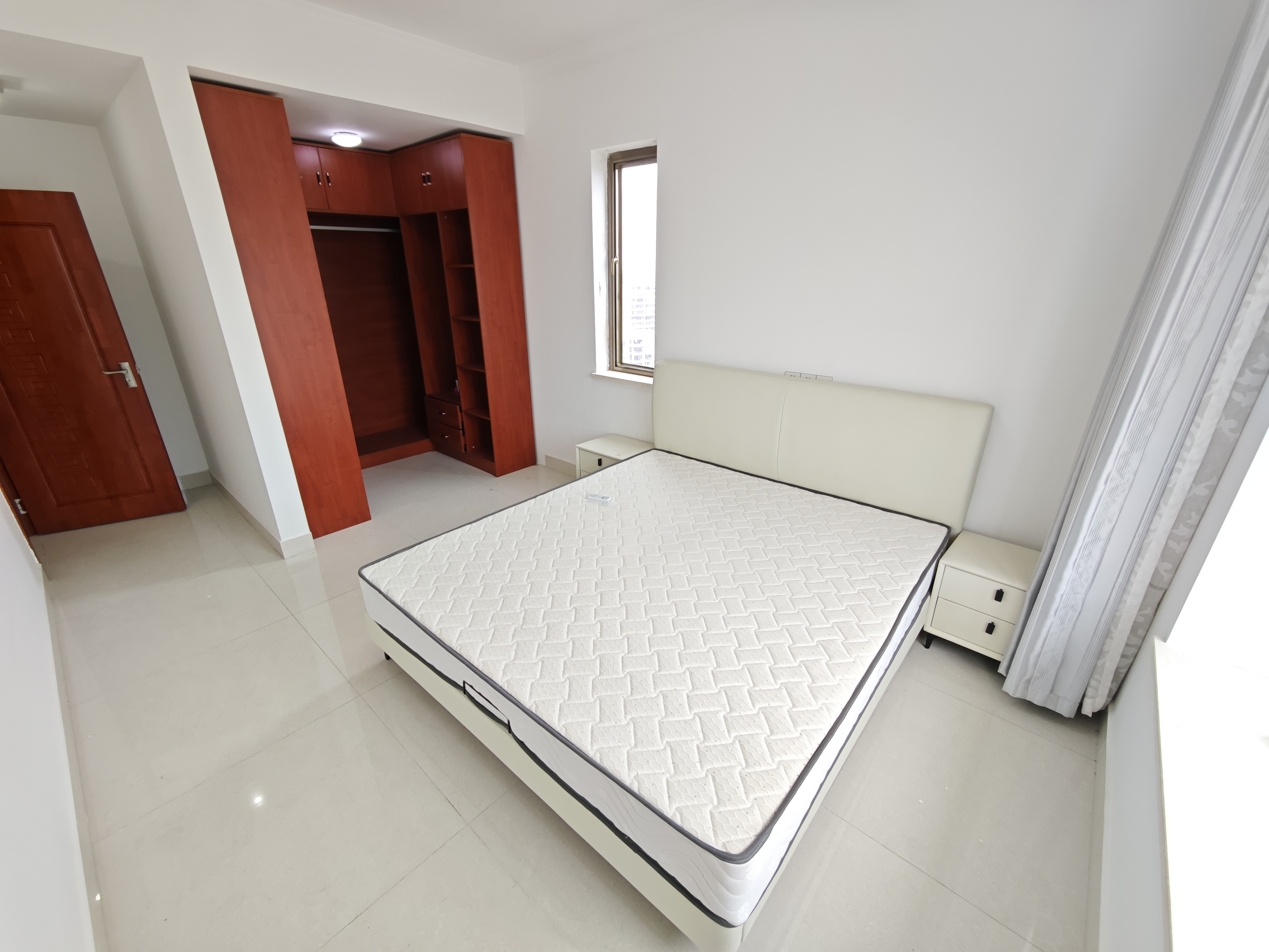 滨江绿都 3室2厅2卫 2700.0元/月 滨江绿都 3室2厅2卫 2700.0元/月室内图