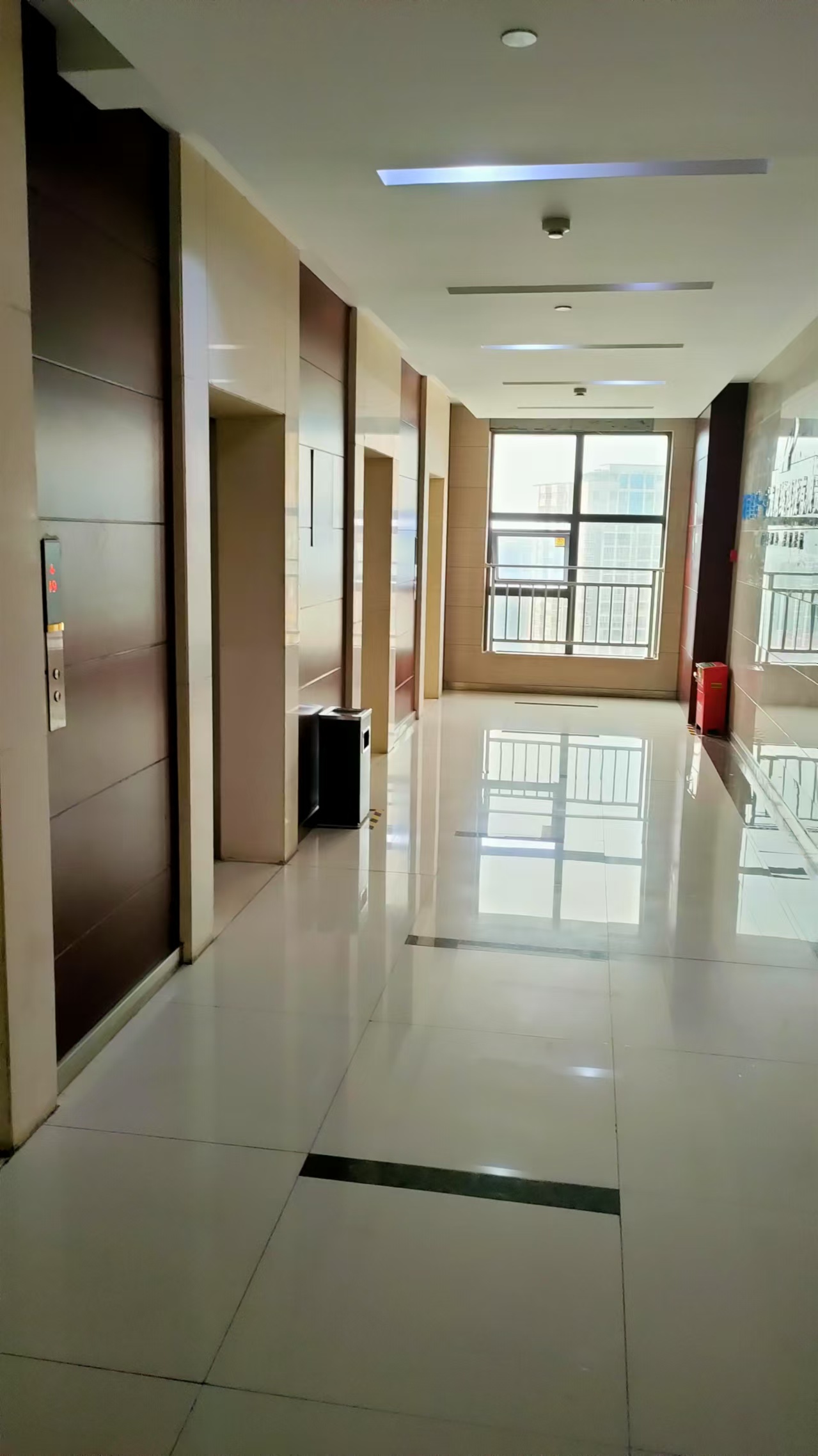 华尔兹 1室1厅1卫 1000.00元/月 华尔兹 1室1厅1卫 1000.00元/月室内图