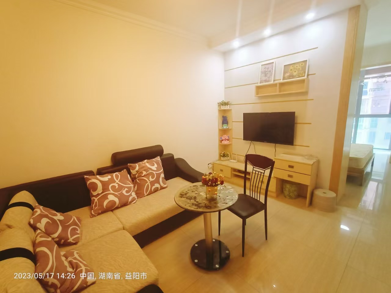 鹏利广场 1室1厅1卫 1200.0元/月 鹏利广场 1室1厅1卫 1200.0元/月室内图