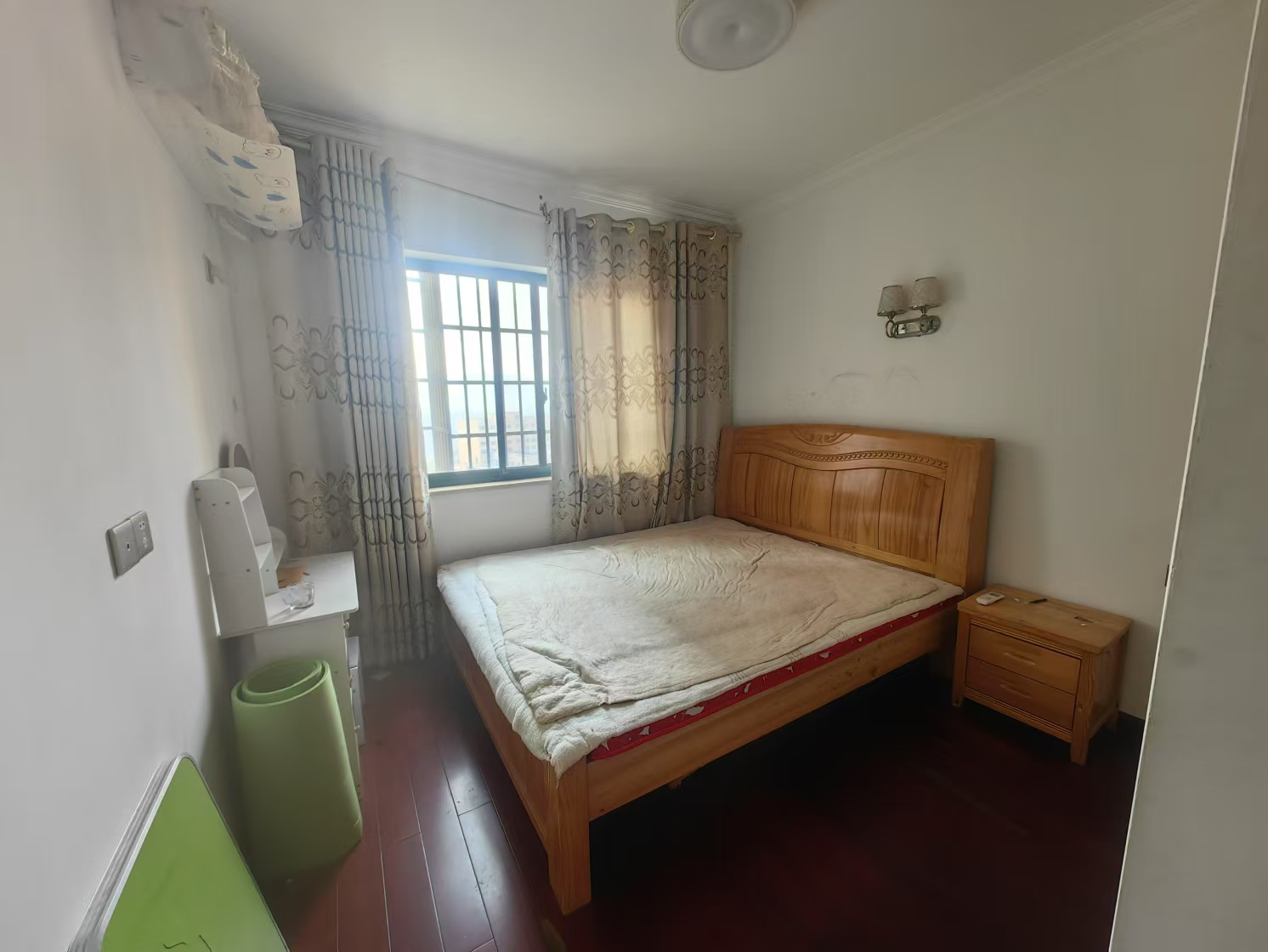 红建滨水铭城  2室2厅1卫    1200.0元/月 红建滨水铭城  2室2厅1卫    1200.0元/月室内图