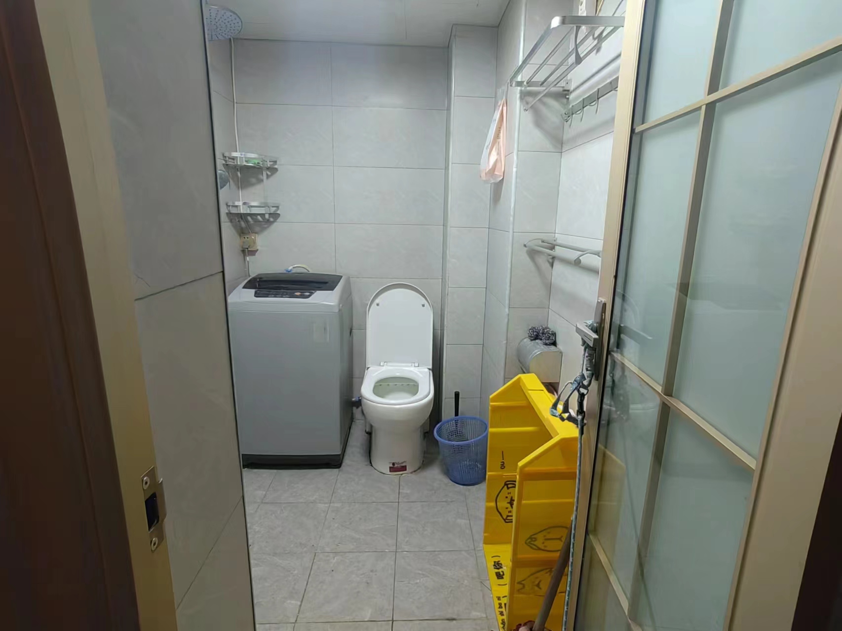 芙蓉同发 0室0厅1卫 1800.0元/月 芙蓉同发 0室0厅1卫 1800.0元/月室内图