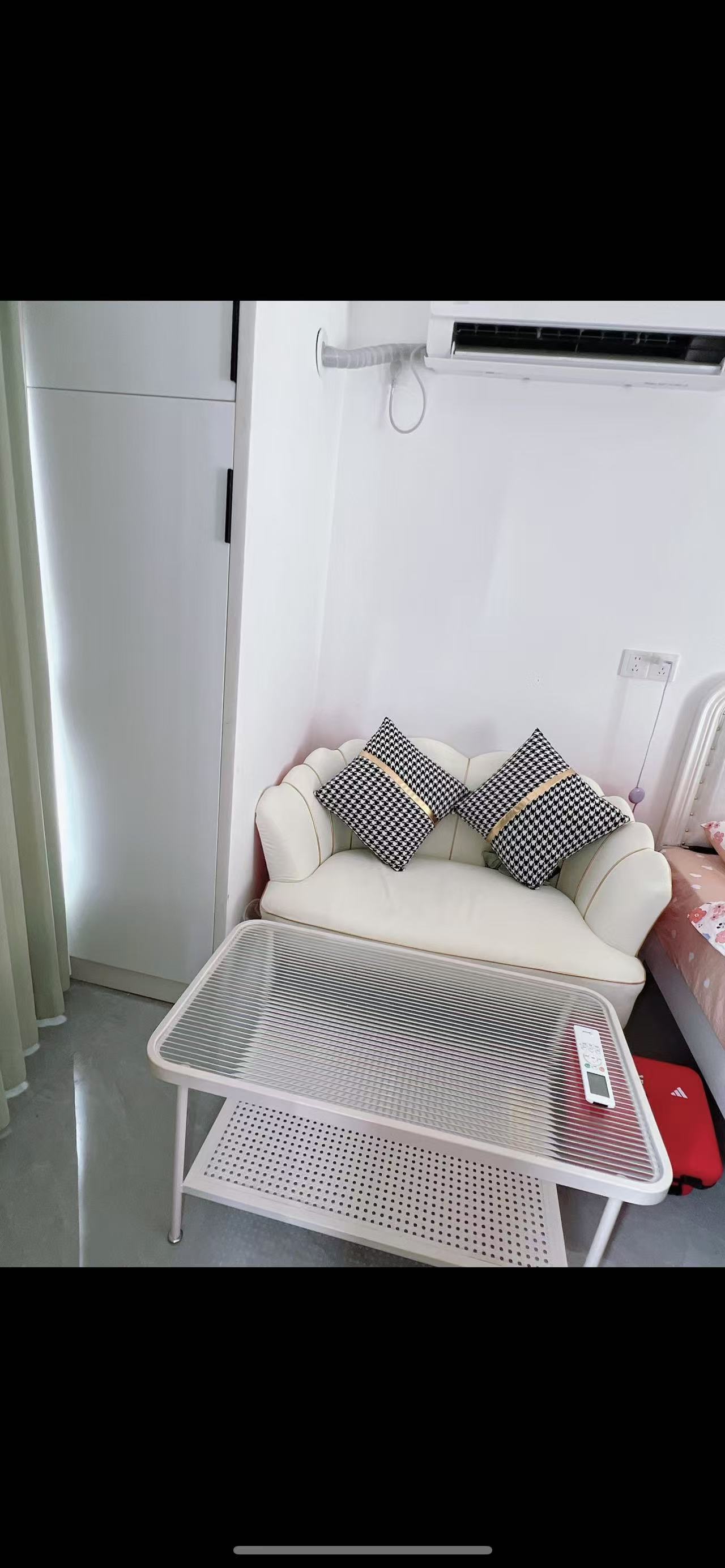 保利天禧EF区  1室1厅1卫    2500.0元/月 保利天禧EF区  1室1厅1卫    2500.0元/月室内图