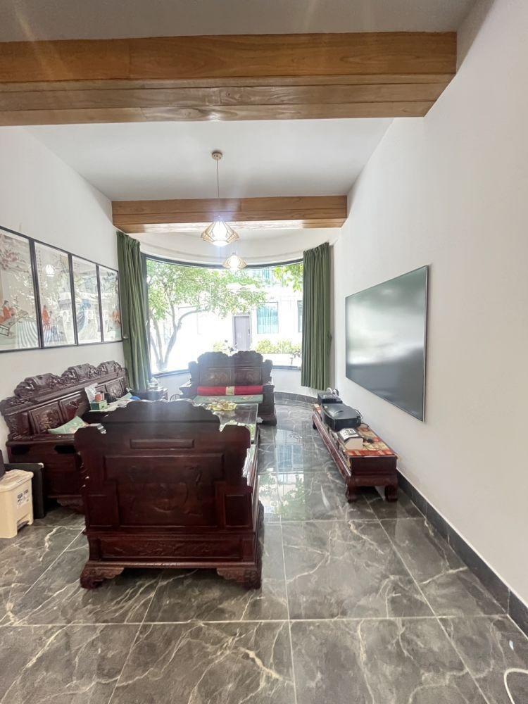 龙腾别墅 10室5厅9卫 15000.0元/月 龙腾别墅 10室5厅9卫 15000.0元/月户型图