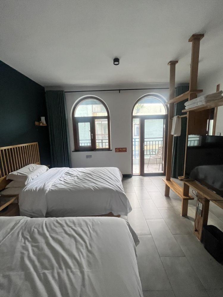 龙腾别墅 10室5厅9卫 15000.0元/月 龙腾别墅 10室5厅9卫 15000.0元/月室内图