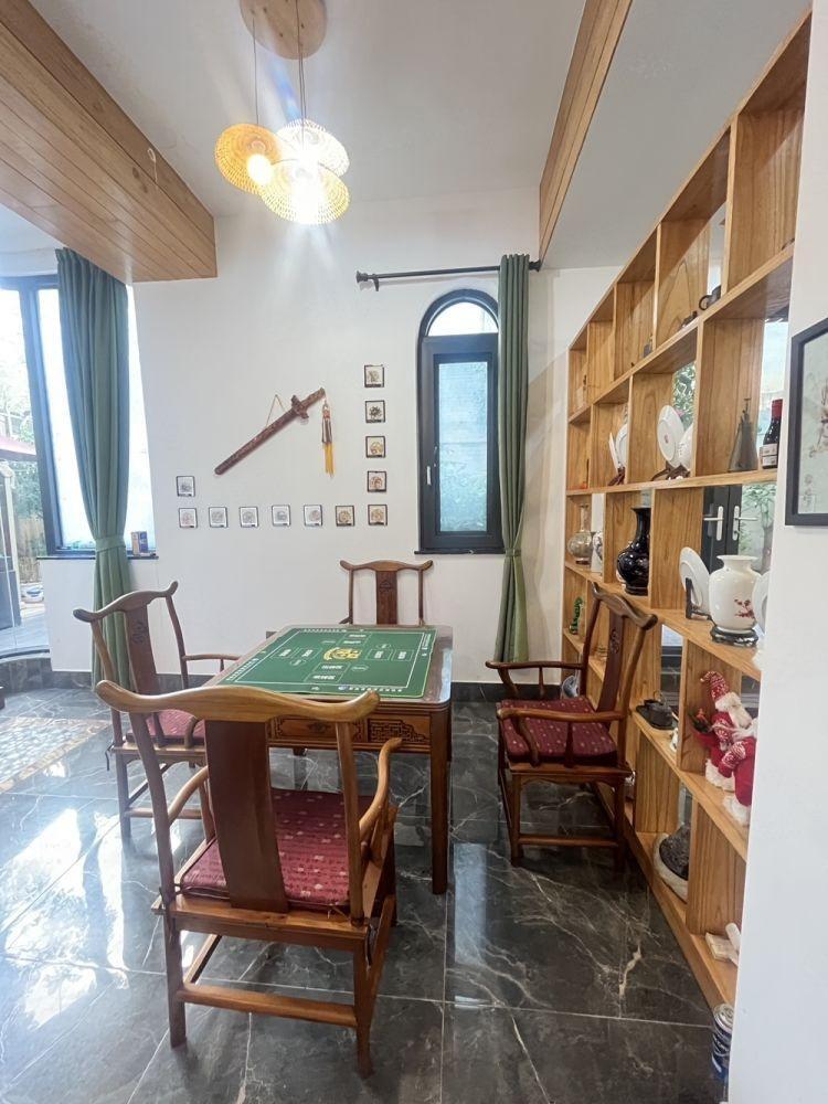 龙腾别墅 10室5厅9卫 15000.0元/月 龙腾别墅 10室5厅9卫 15000.0元/月室内图