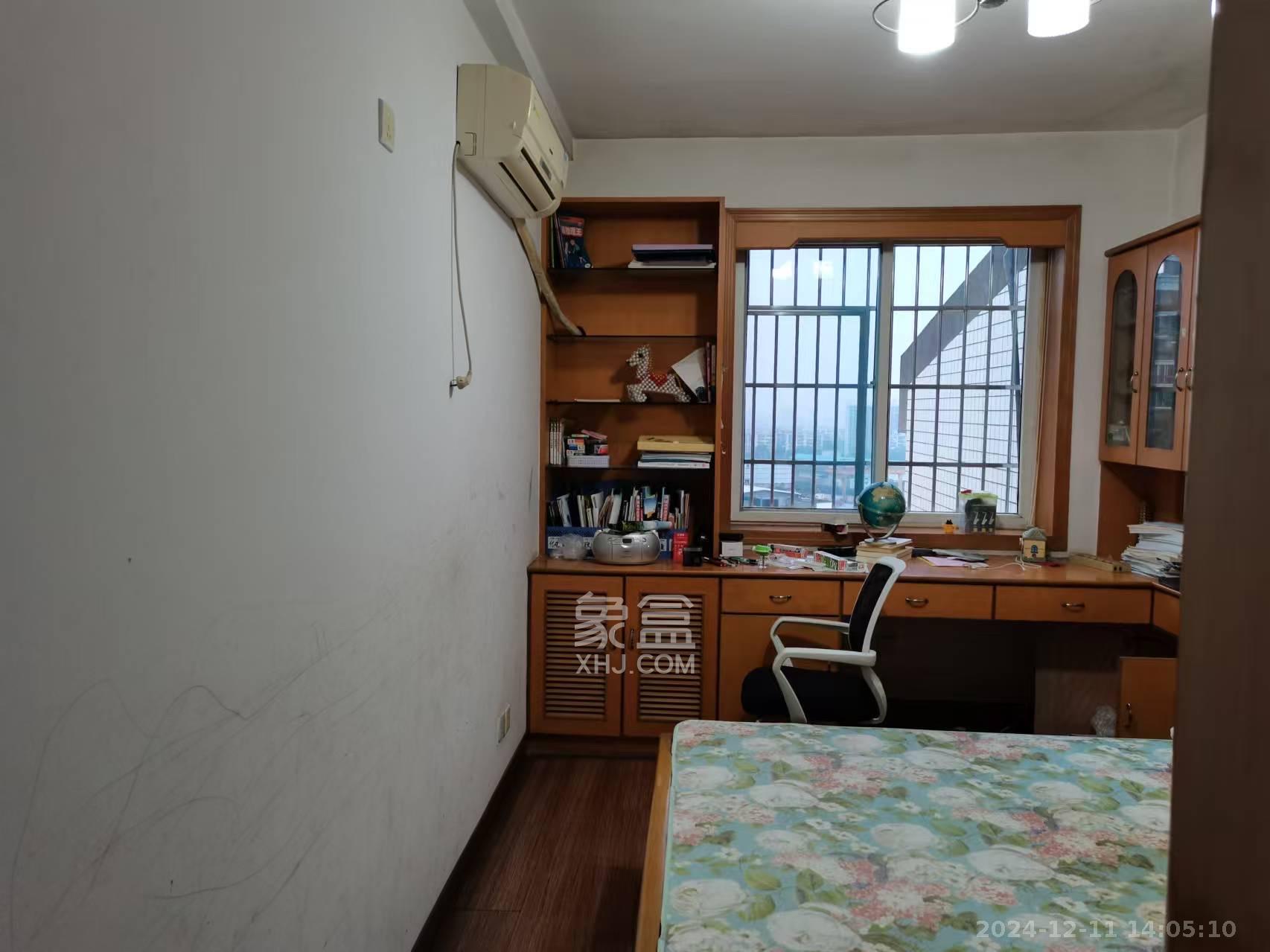 怡景民居 3室2厅2卫 1950.0元/月 怡景民居 3室2厅2卫 1950.0元/月室内图