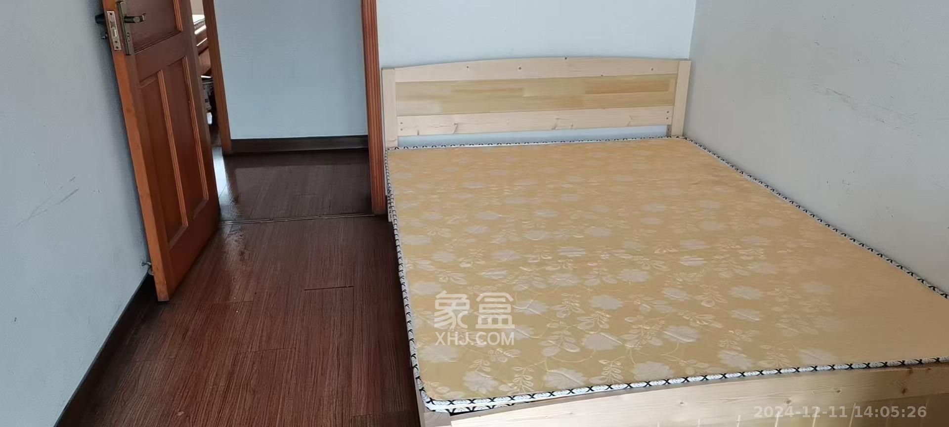 怡景民居 3室2厅2卫 1950.0元/月 怡景民居 3室2厅2卫 1950.0元/月室内图