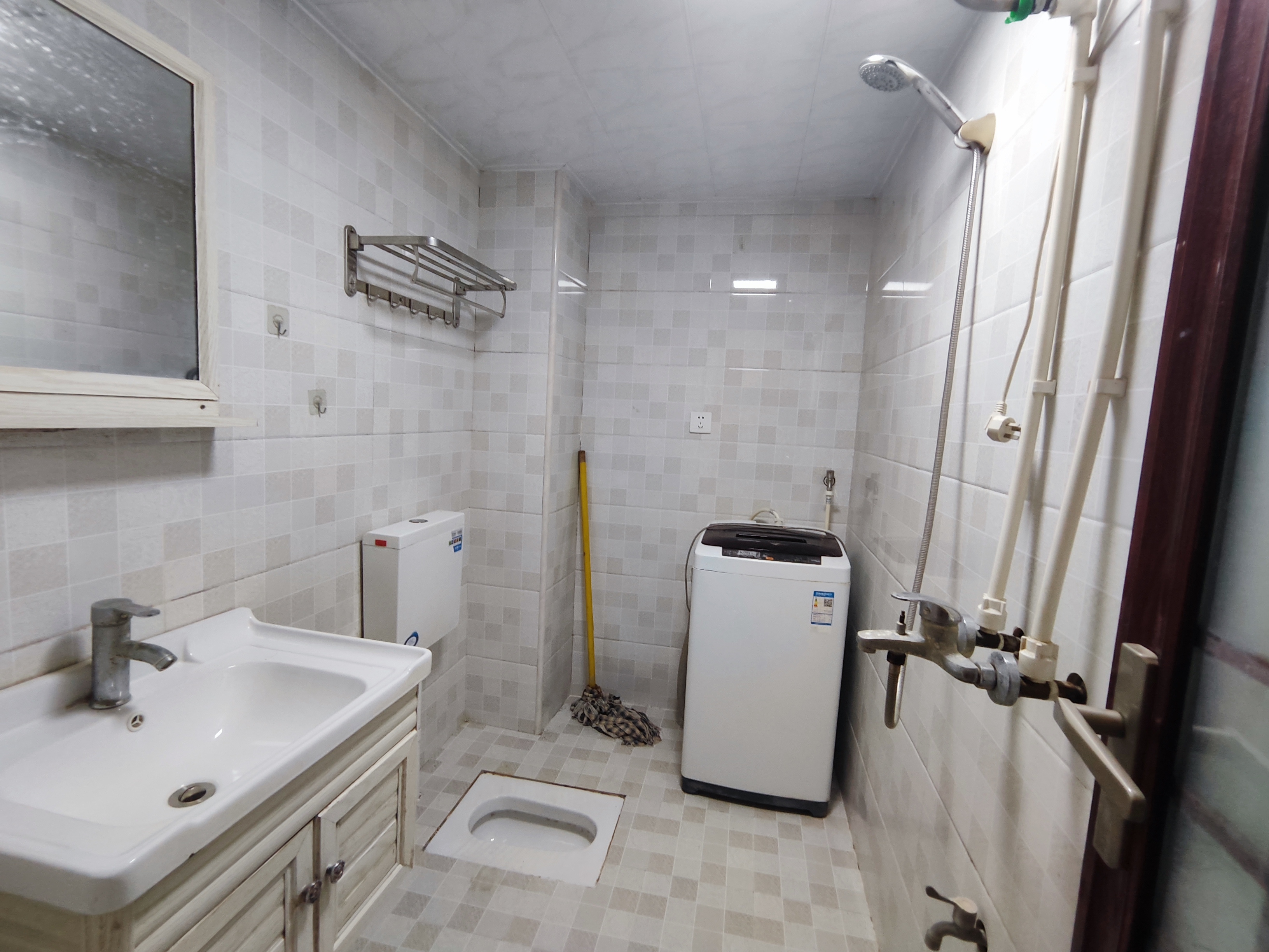 百弘学府城 1室1厅1卫 900.0元/月 百弘学府城 1室1厅1卫 900.0元/月室内图