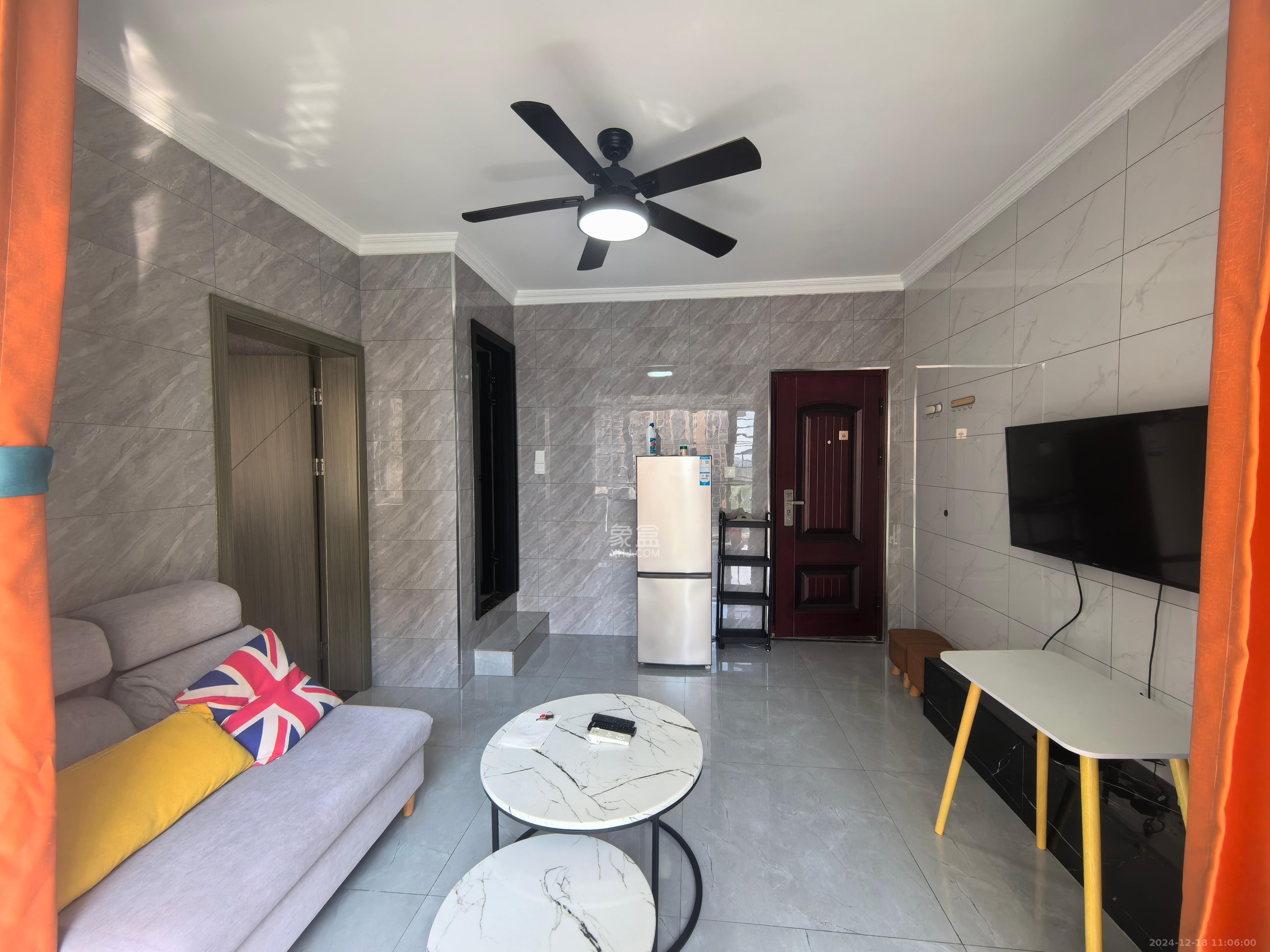 星城新宇川河苑  1室1厅1卫    1300.0元/月室内图