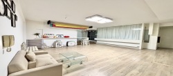 金碧华府  3室2厅2卫   2100.00元/月