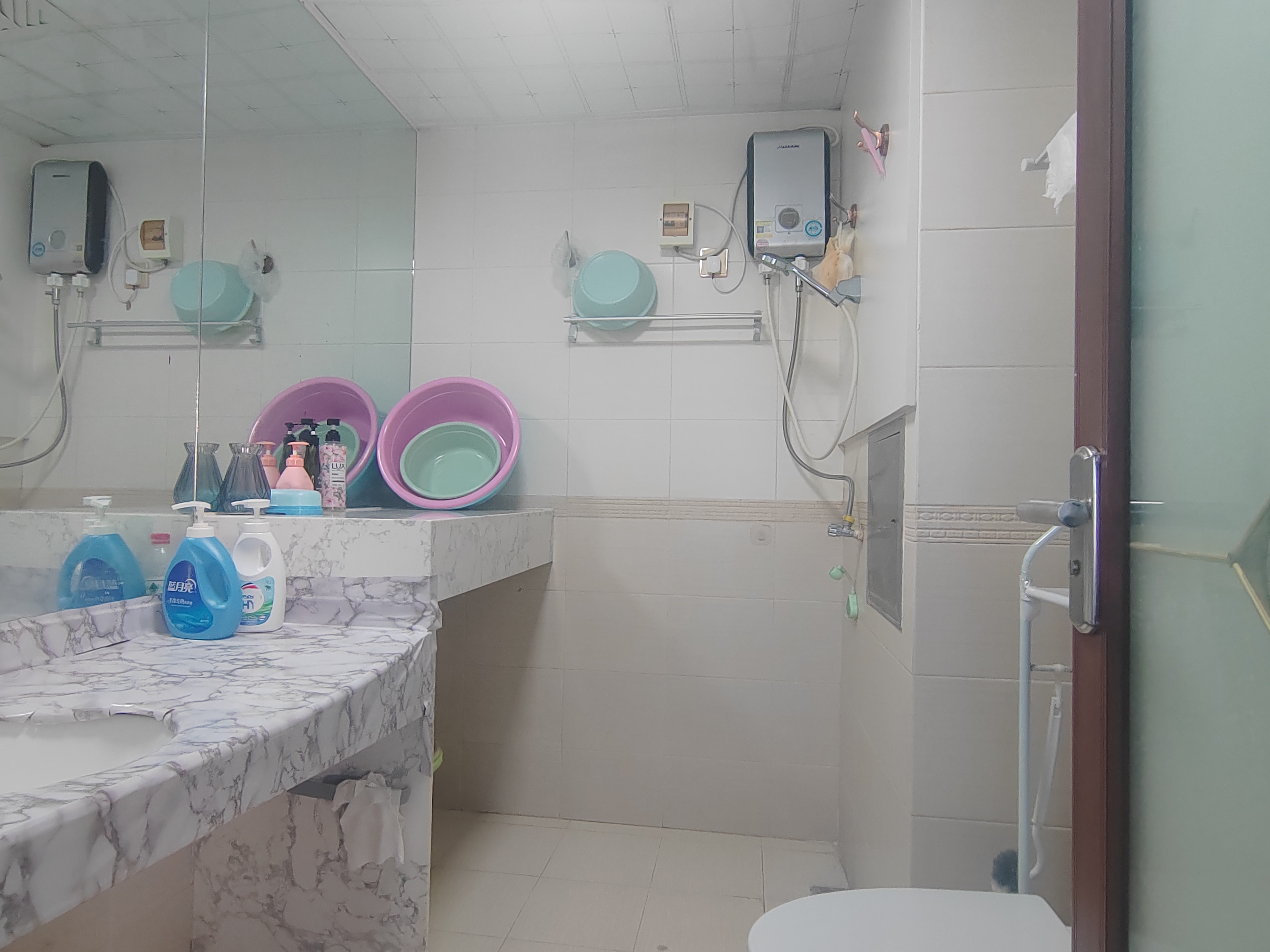 金桃苑 3室2厅1卫 143.0万 金桃苑 3室2厅1卫 143.0万客厅