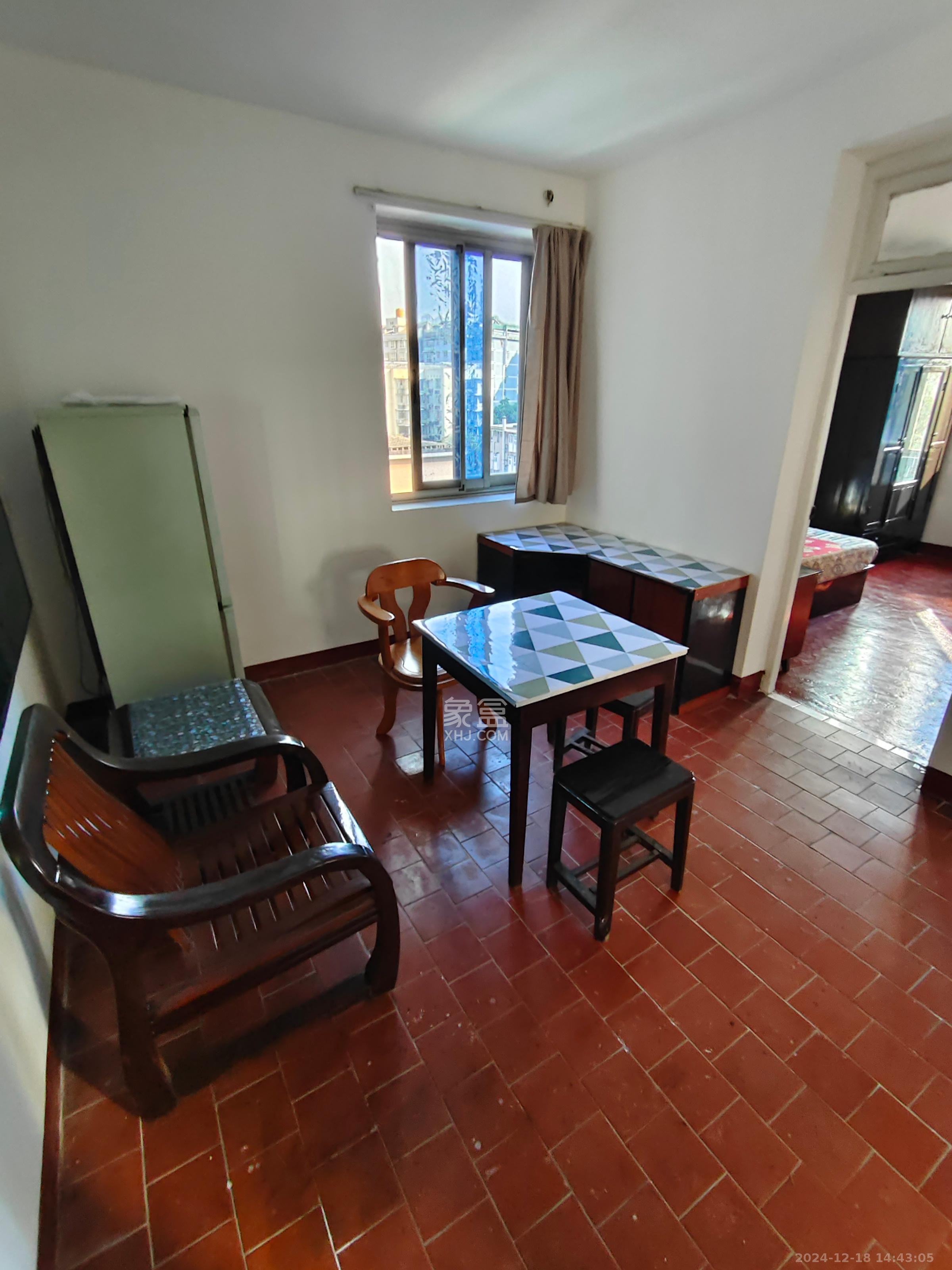 桂花二村 2室1厅1卫 1400.0元/月 桂花二村 2室1厅1卫 1400.0元/月室内图