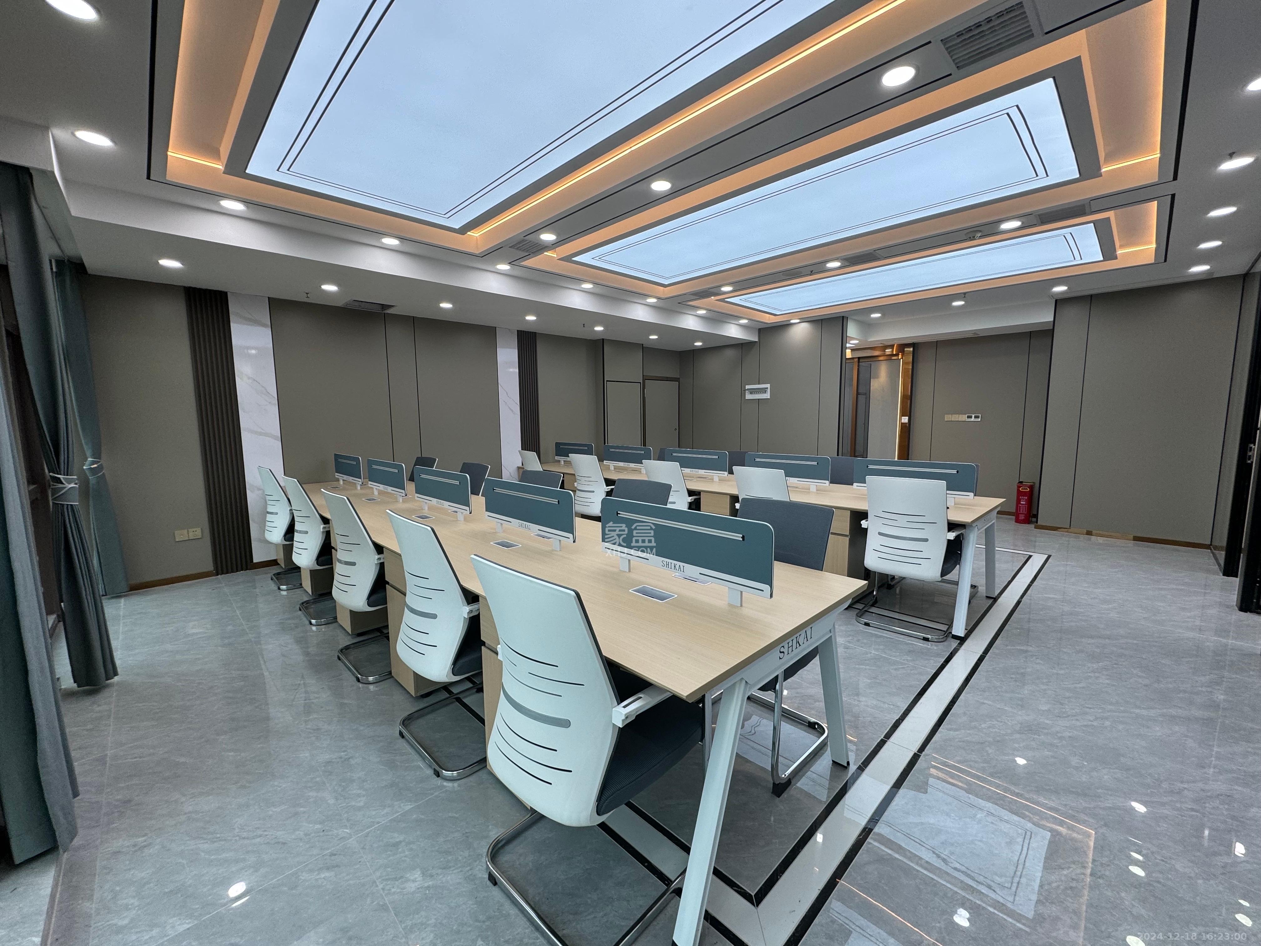 望新锦璨商业中心  1室1厅0卫    9500.0元/月 望新锦璨商业中心  1室1厅0卫    9500.0元/月室内图