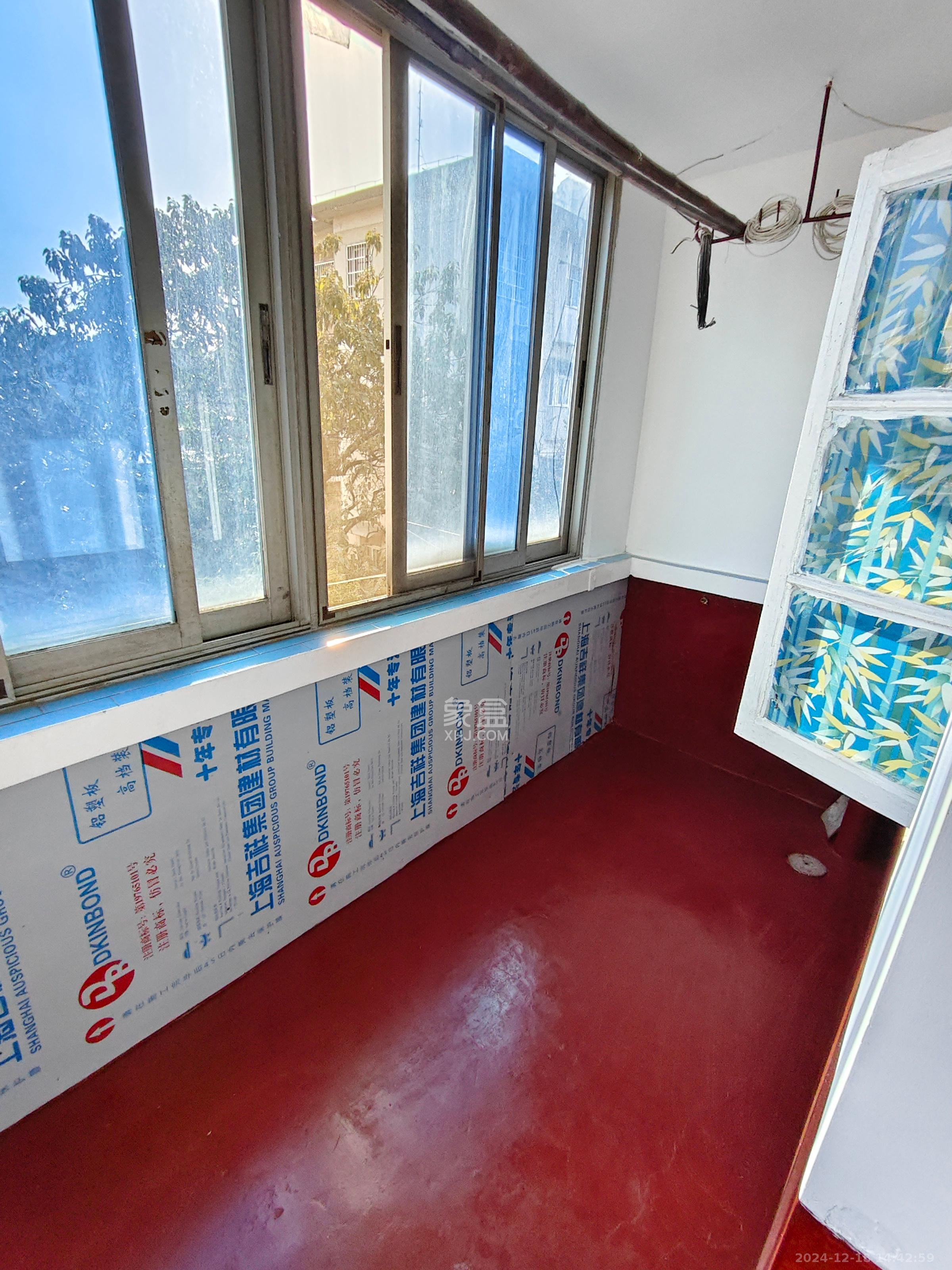 桂花二村 2室1厅1卫 1400.0元/月 桂花二村 2室1厅1卫 1400.0元/月室内图