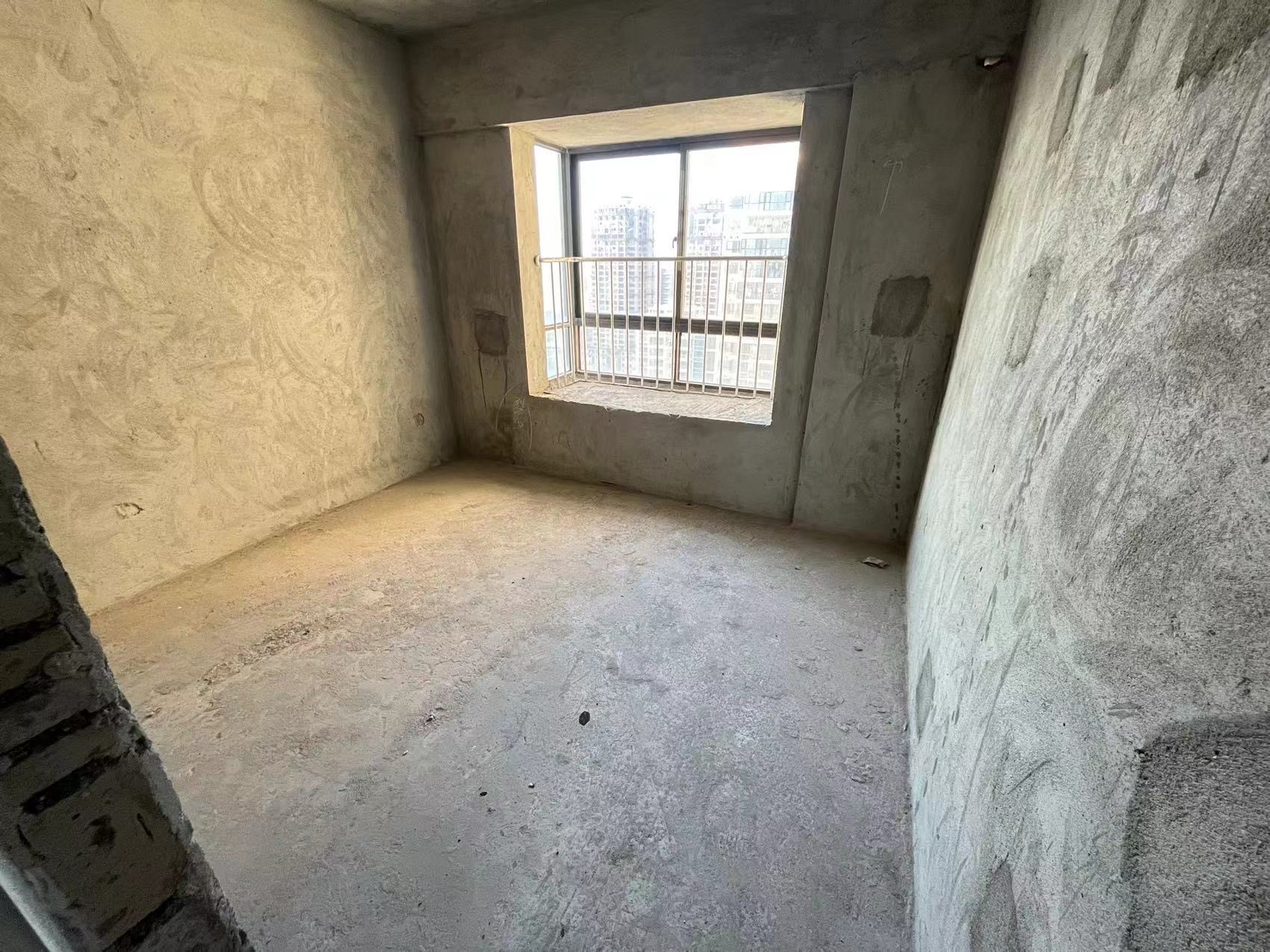 仙桥花园 3室2厅2卫 227.0万 仙桥花园 3室2厅2卫 227.0万客厅