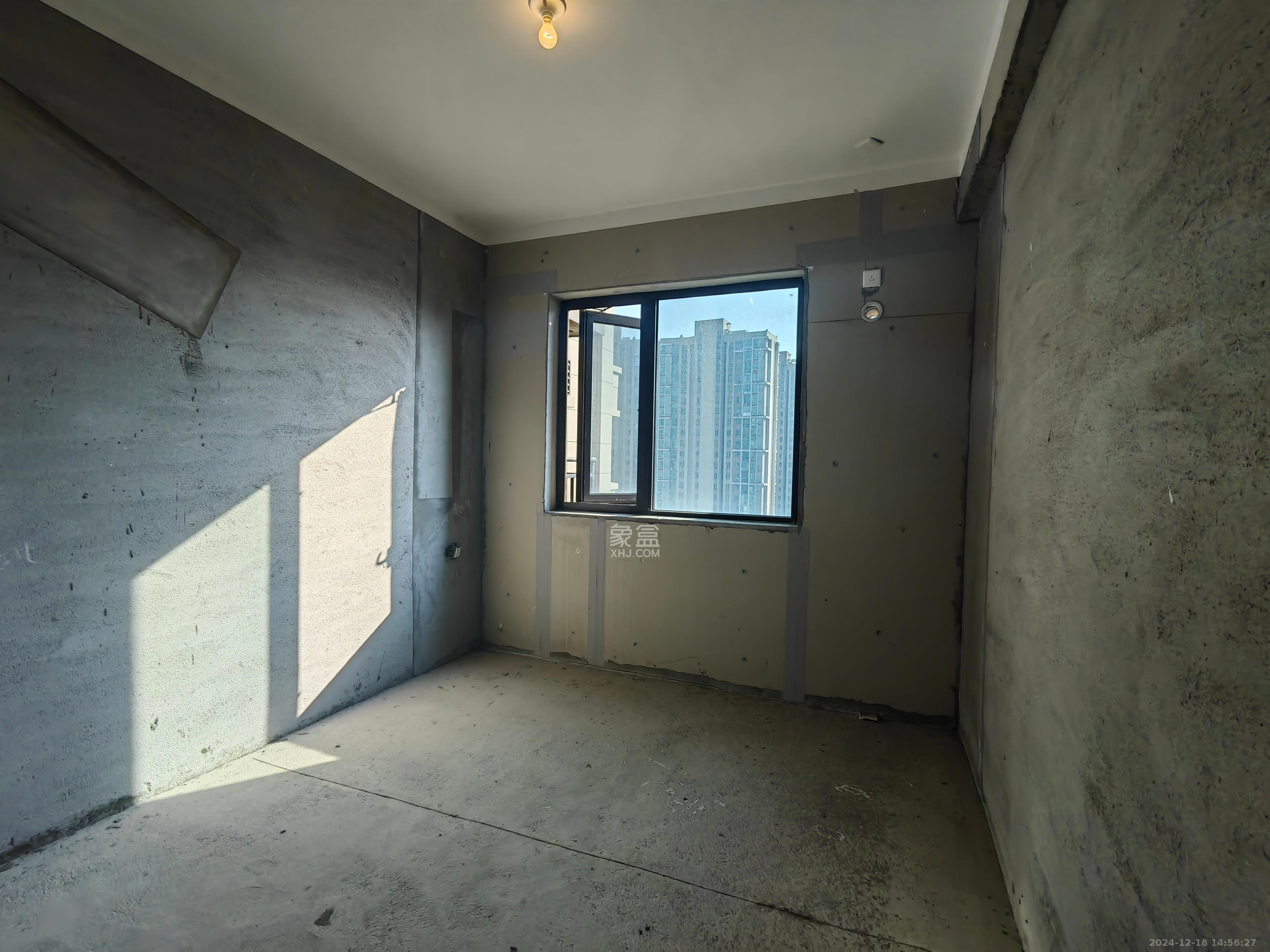 保利大都汇一期、二期 4室2厅2卫 1600.0元/月 保利大都汇一期、二期 4室2厅2卫 1600.0元/月室内图