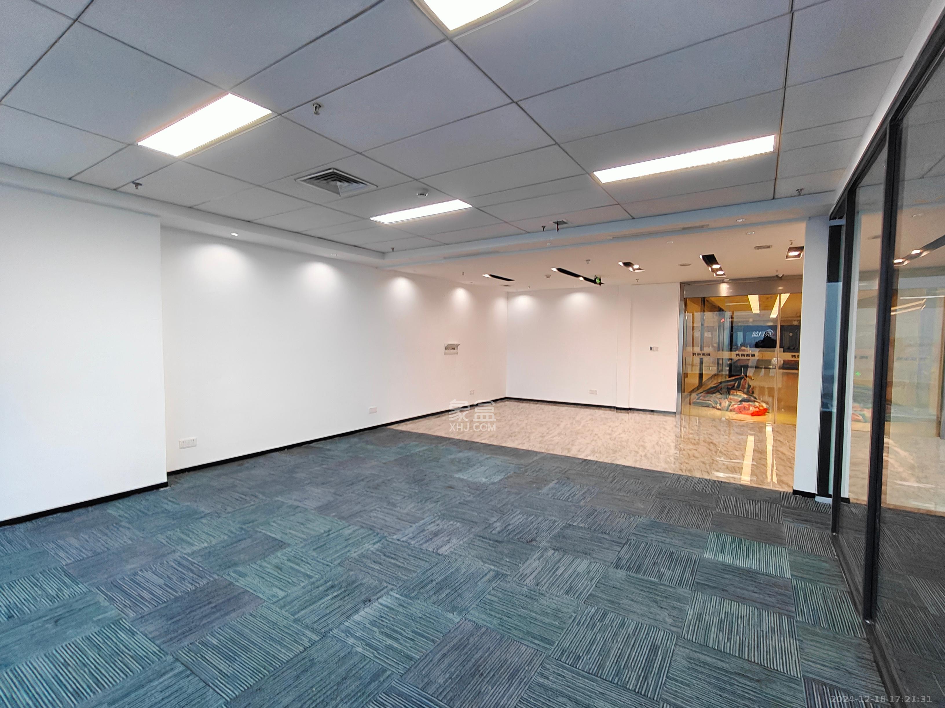 CFC富兴时代写字楼   143.0㎡      8000.0元/月室内图