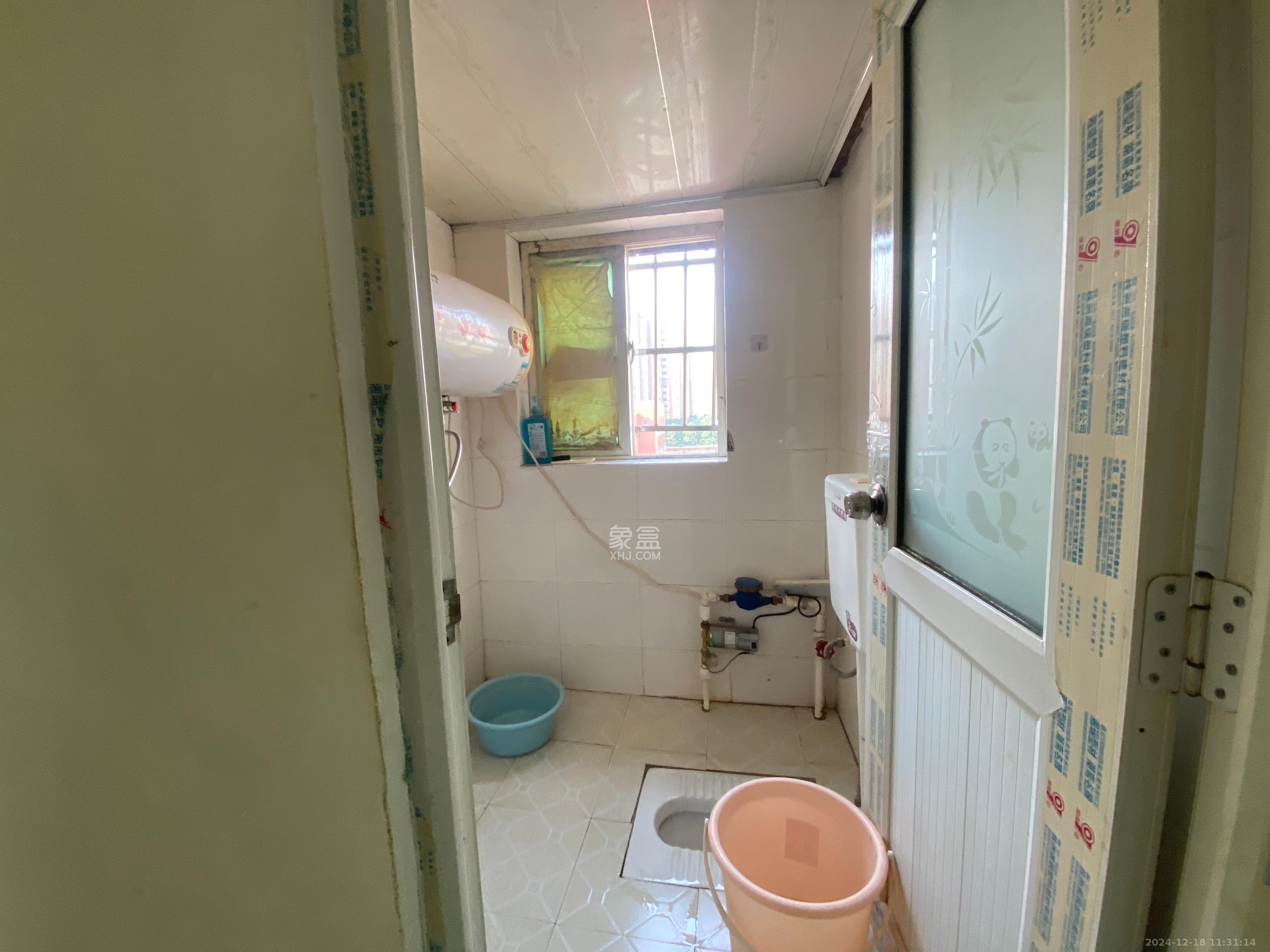 洞井一小区 1室1厅0卫 600.0元/月 洞井一小区 1室1厅0卫 600.0元/月室内图