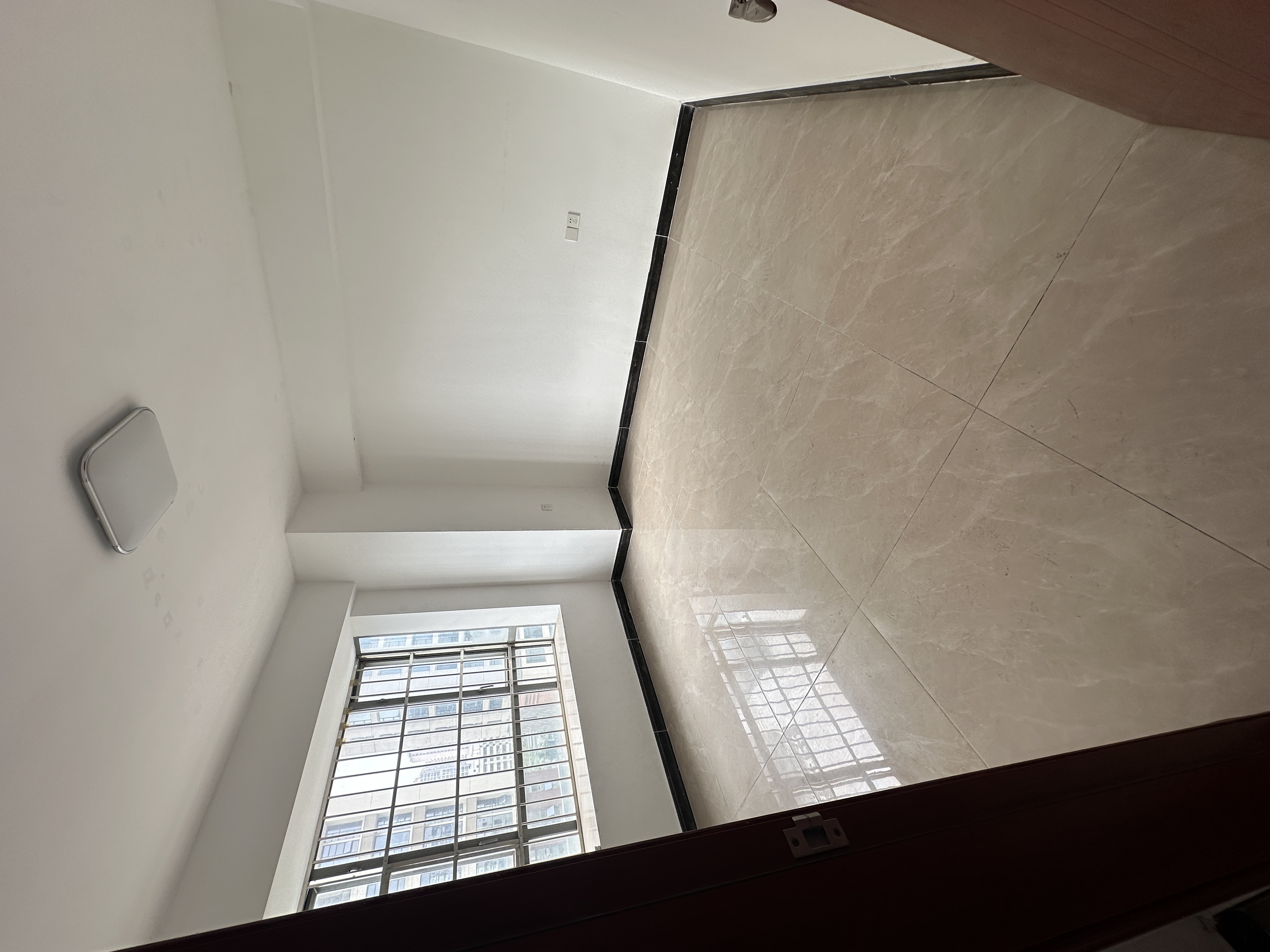 金山小区 3室2厅2卫 127.0万 金山小区 3室2厅2卫 127.0万卧室