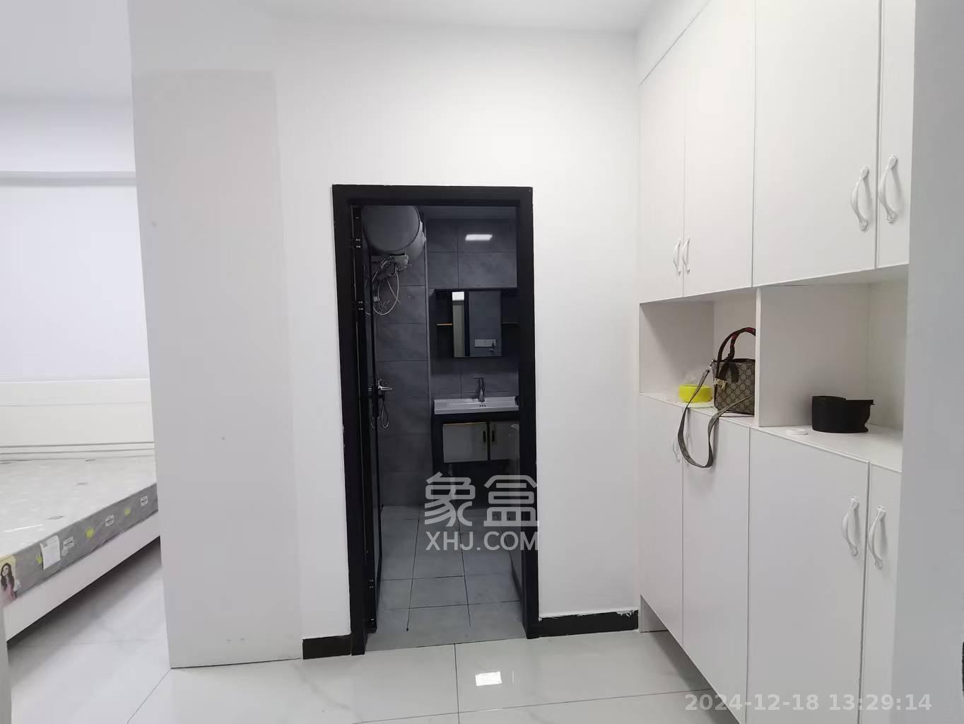 西子湖畔沃府  1室1厅1卫   1800.00元/月室内图