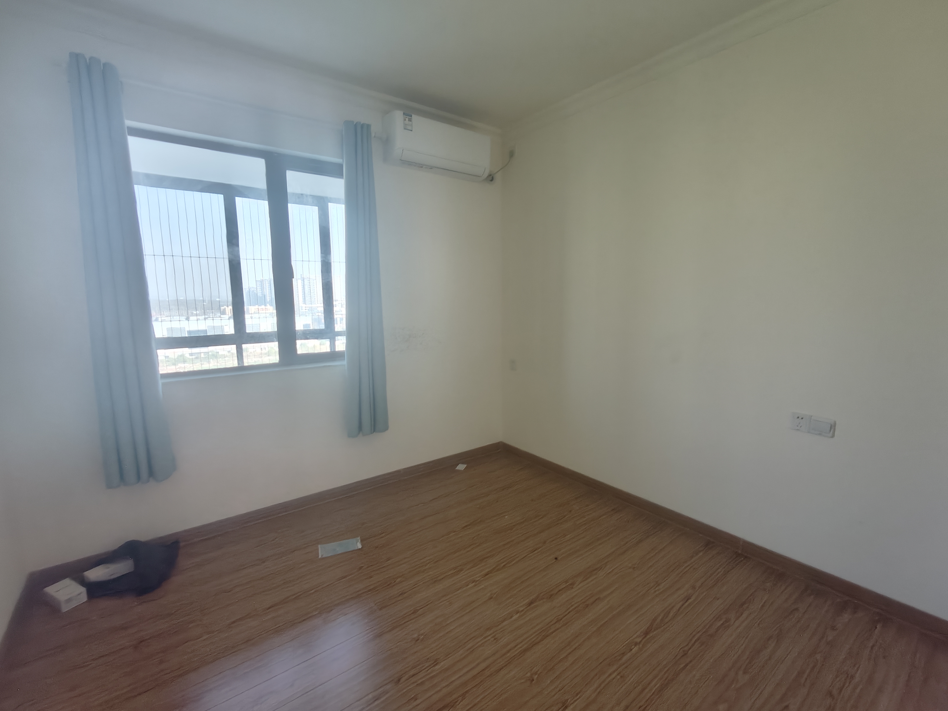 华耀碧桂园十里江湾誉峯 2室2厅1卫 1500.0元/月 华耀碧桂园十里江湾誉峯 2室2厅1卫 1500.0元/月室内图