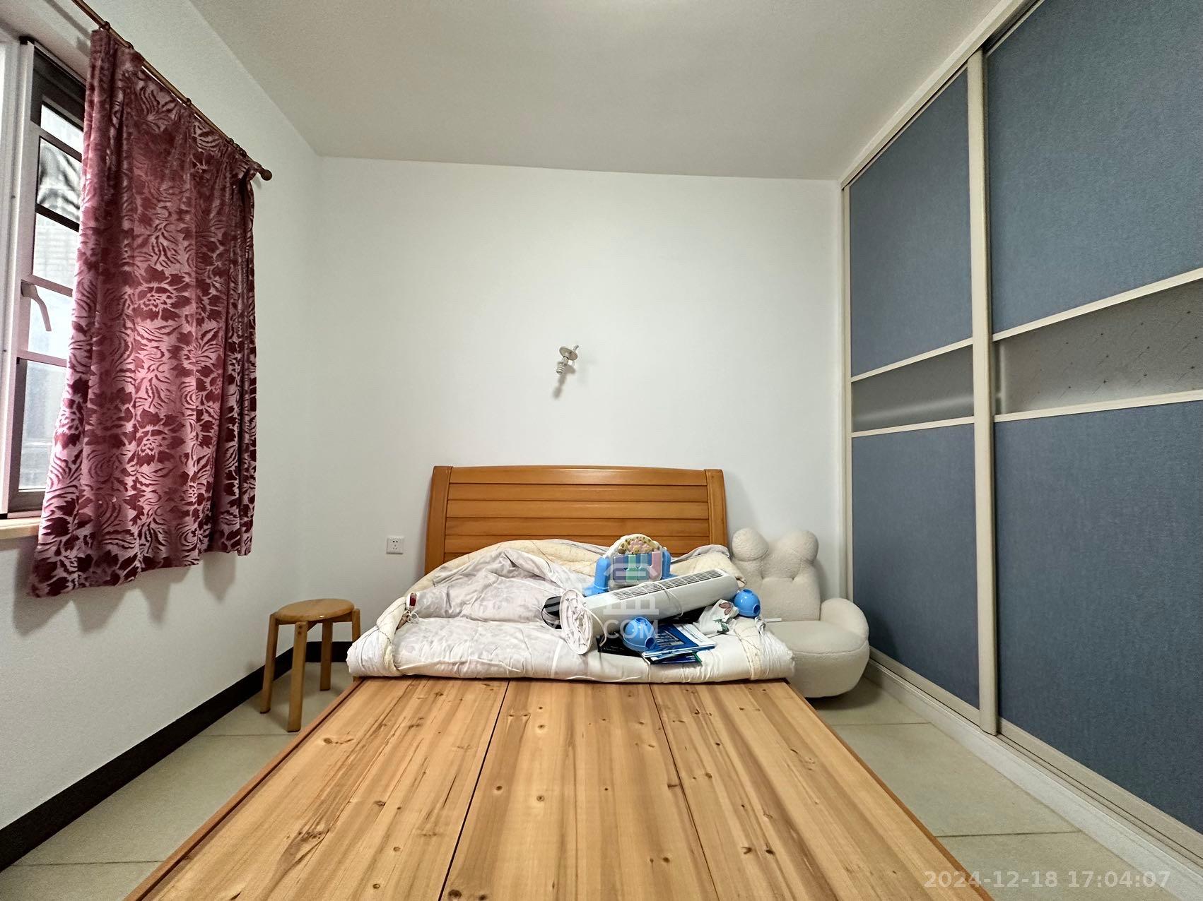 长城雅苑  1室2厅1卫   2500.00元/月室内图