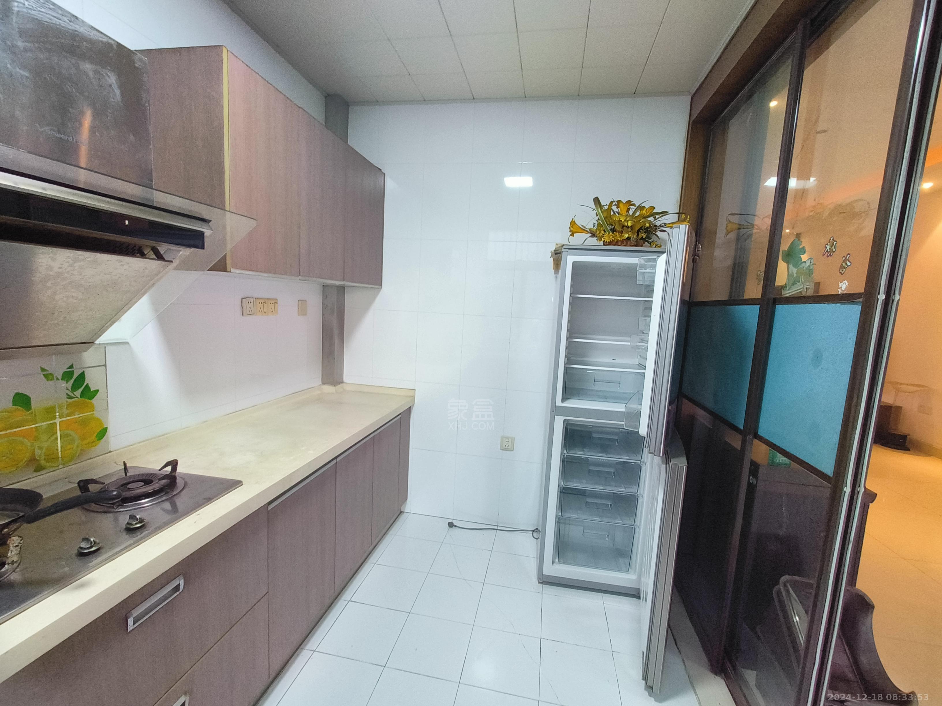 珠江丽园 4室2厅2卫 2000.0元/月 珠江丽园 4室2厅2卫 2000.0元/月室内图