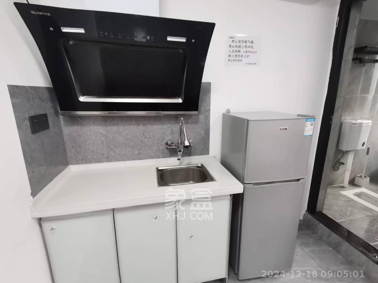 博林云栖  1室1厅1卫   1600.00元/月室内图