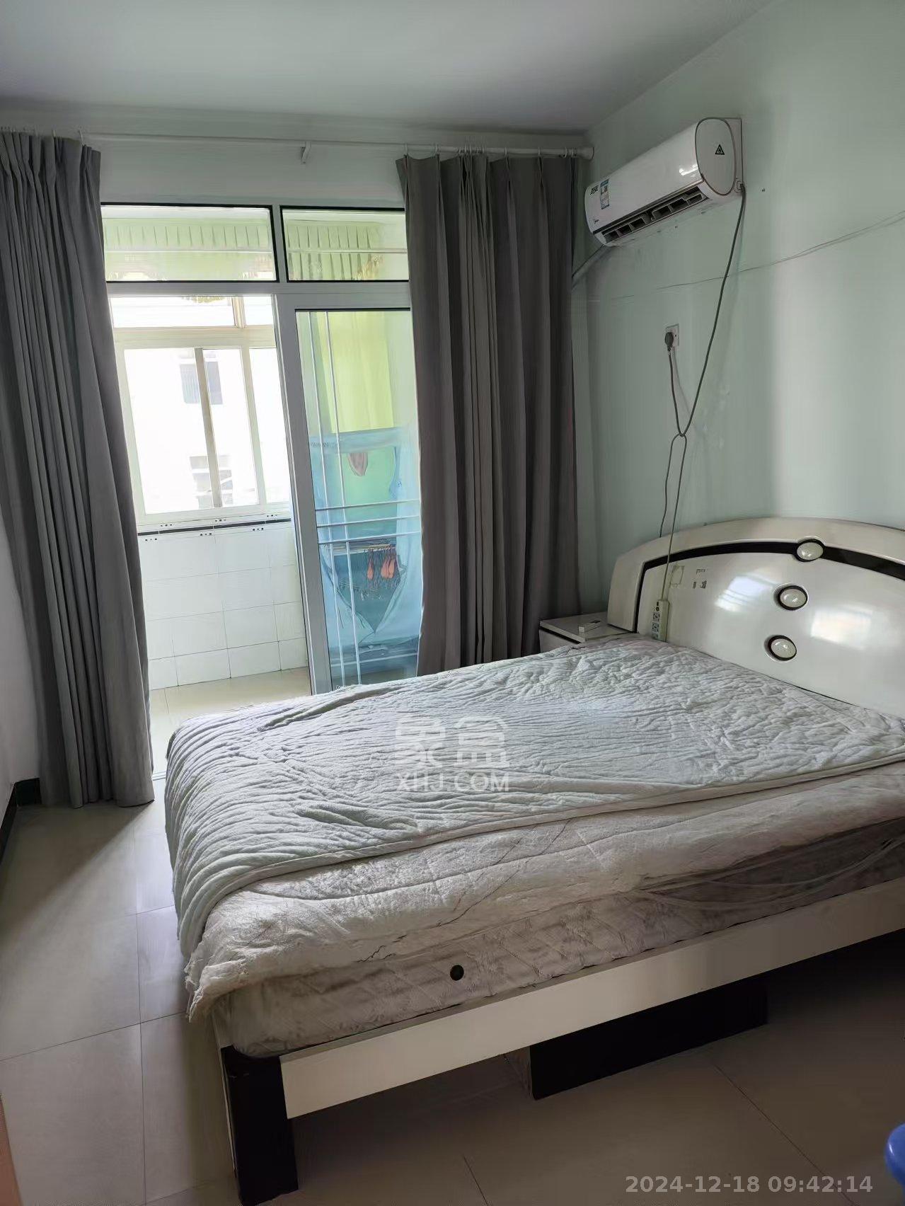 东湖小区安置房  3室2厅1卫    2100.0元/月室内图