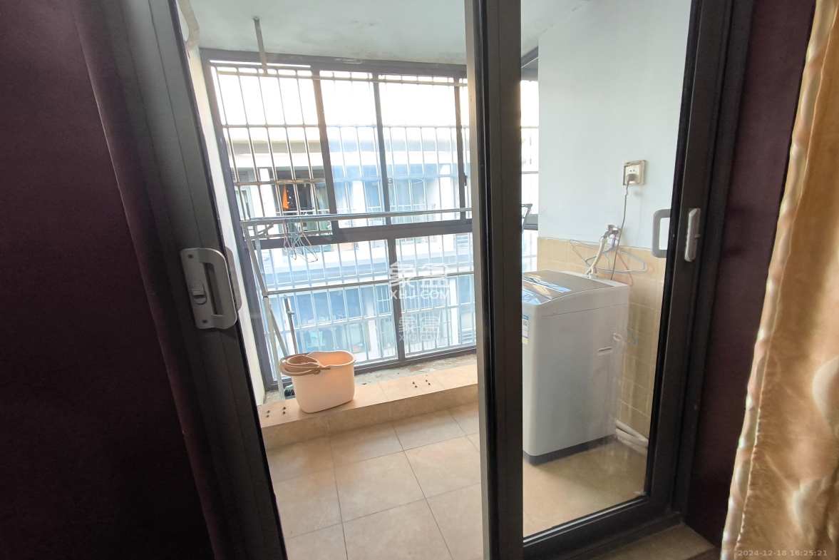 环宇天地、中海地产(中信城市广场二期) 1室0厅1卫 1200.0元/月 环宇天地、中海地产(中信城市广场二期) 1室0厅1卫 1200.0元/月室内图