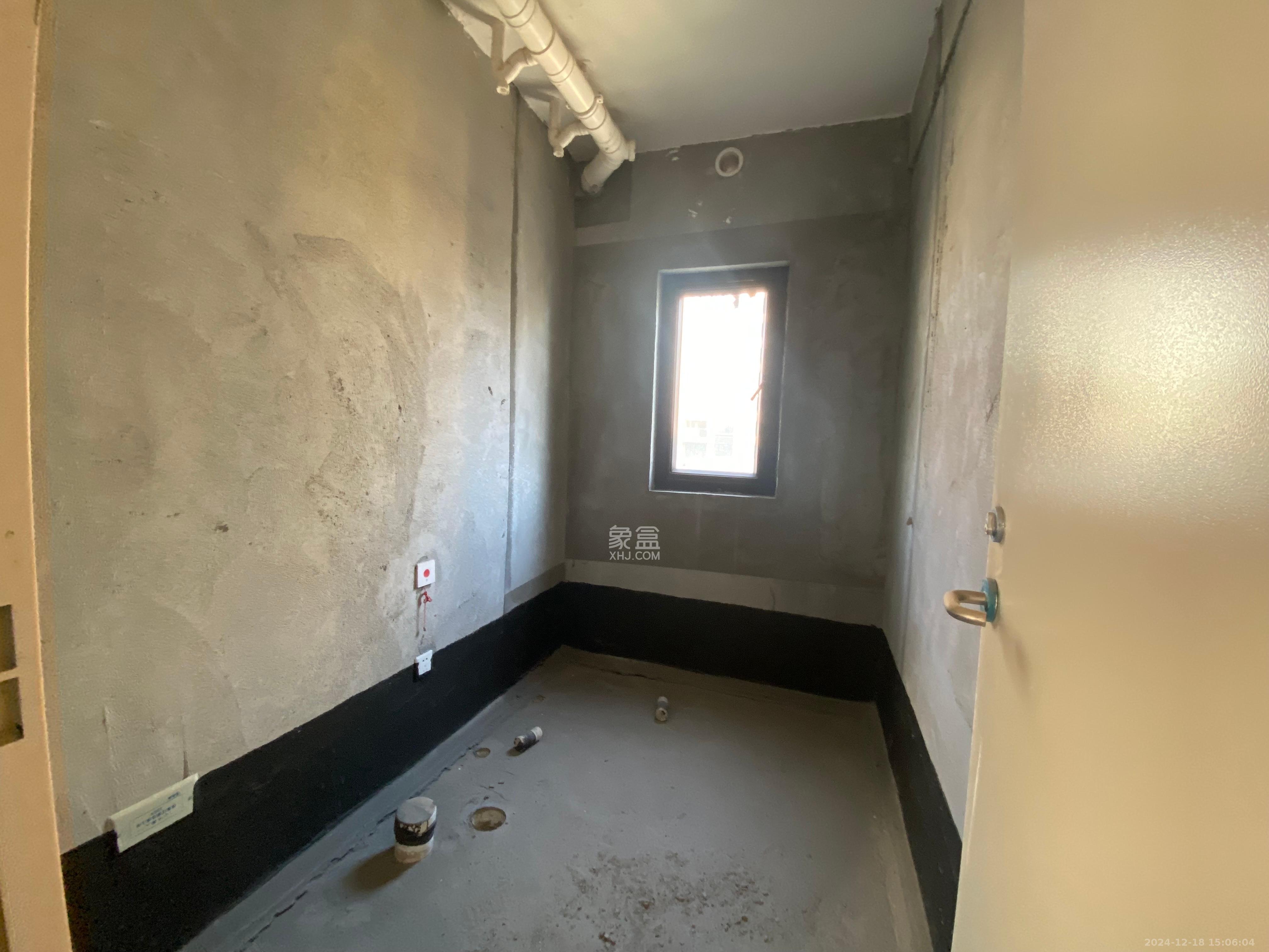 保利大都汇一期、二期 4室2厅2卫 1500.0元/月 保利大都汇一期、二期 4室2厅2卫 1500.0元/月室内图