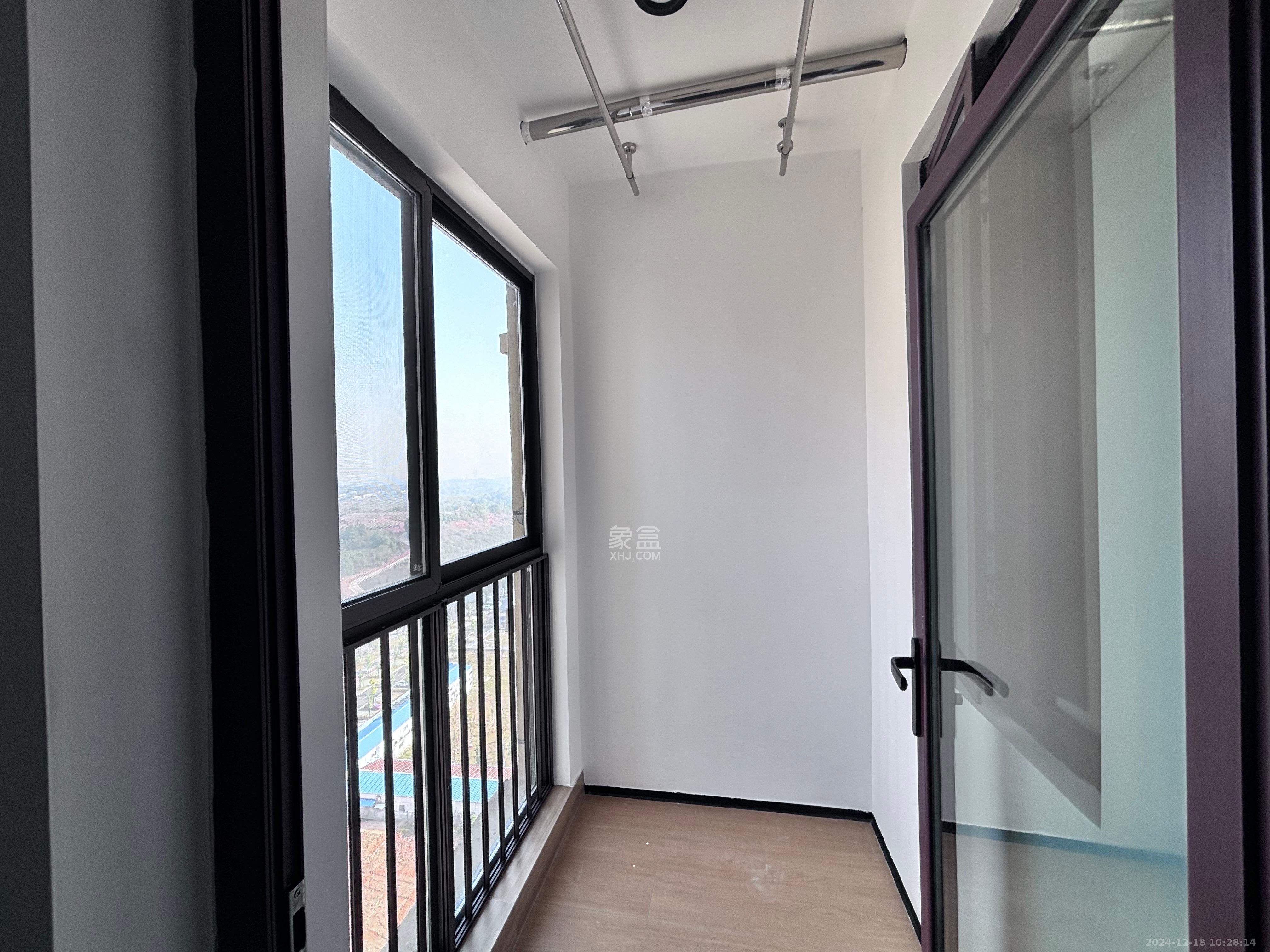 艺源颂雅小区(719街区) 3室2厅2卫 3000.0元/月 艺源颂雅小区(719街区) 3室2厅2卫 3000.0元/月室内图