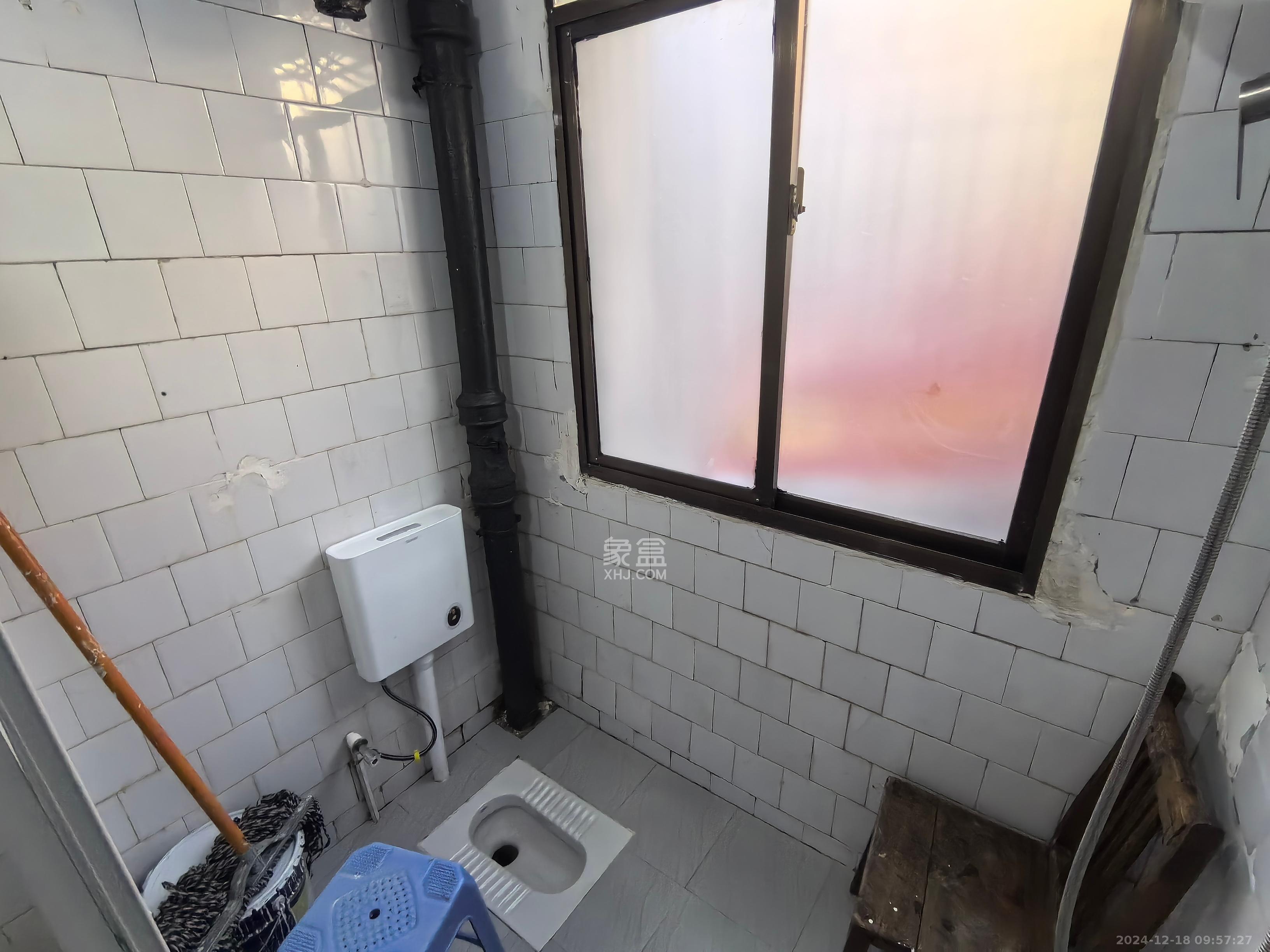 下碧湘街散盘  3室2厅1卫   3600.00元/月室内图