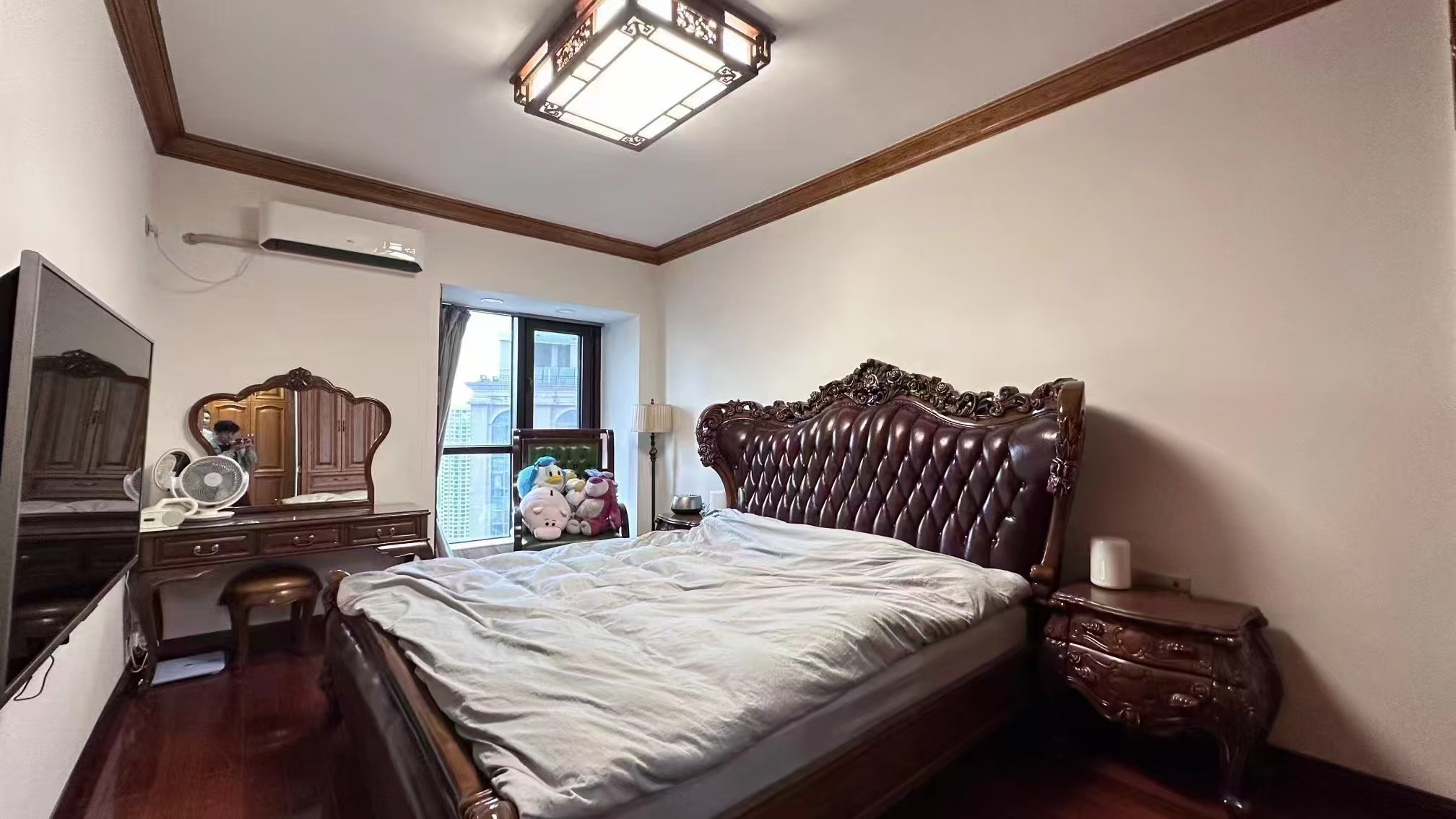 怡河园 4室2厅3卫 268.0万 怡河园 4室2厅3卫 268.0万客厅