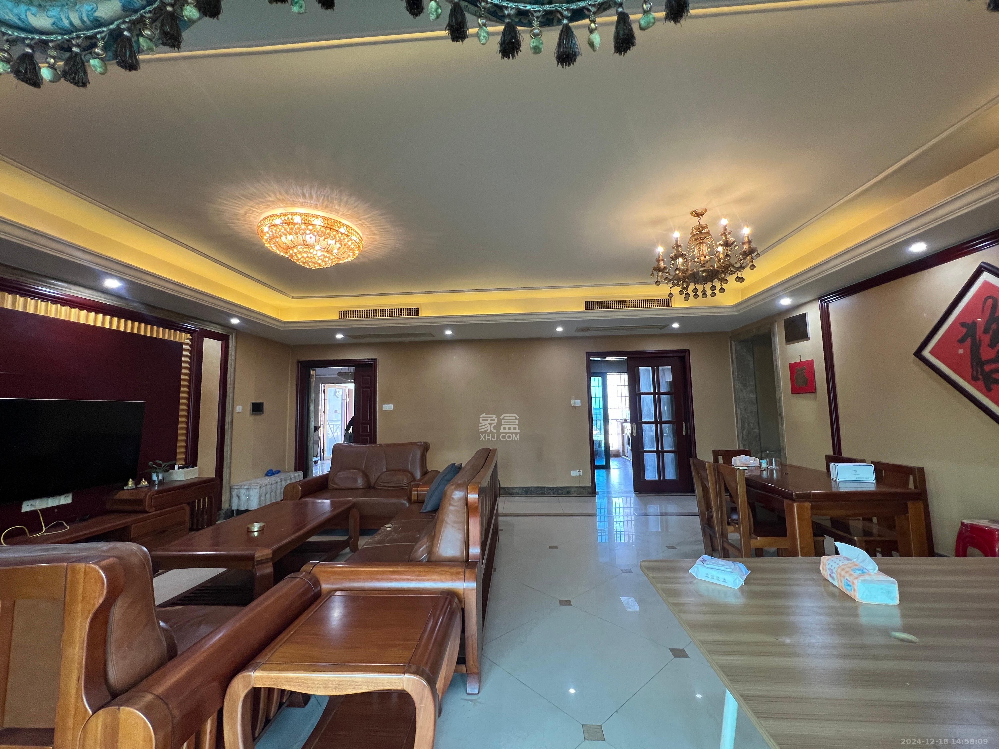 恒大雅苑 4室2厅1卫 6500.0元/月 恒大雅苑 4室2厅1卫 6500.0元/月室内图