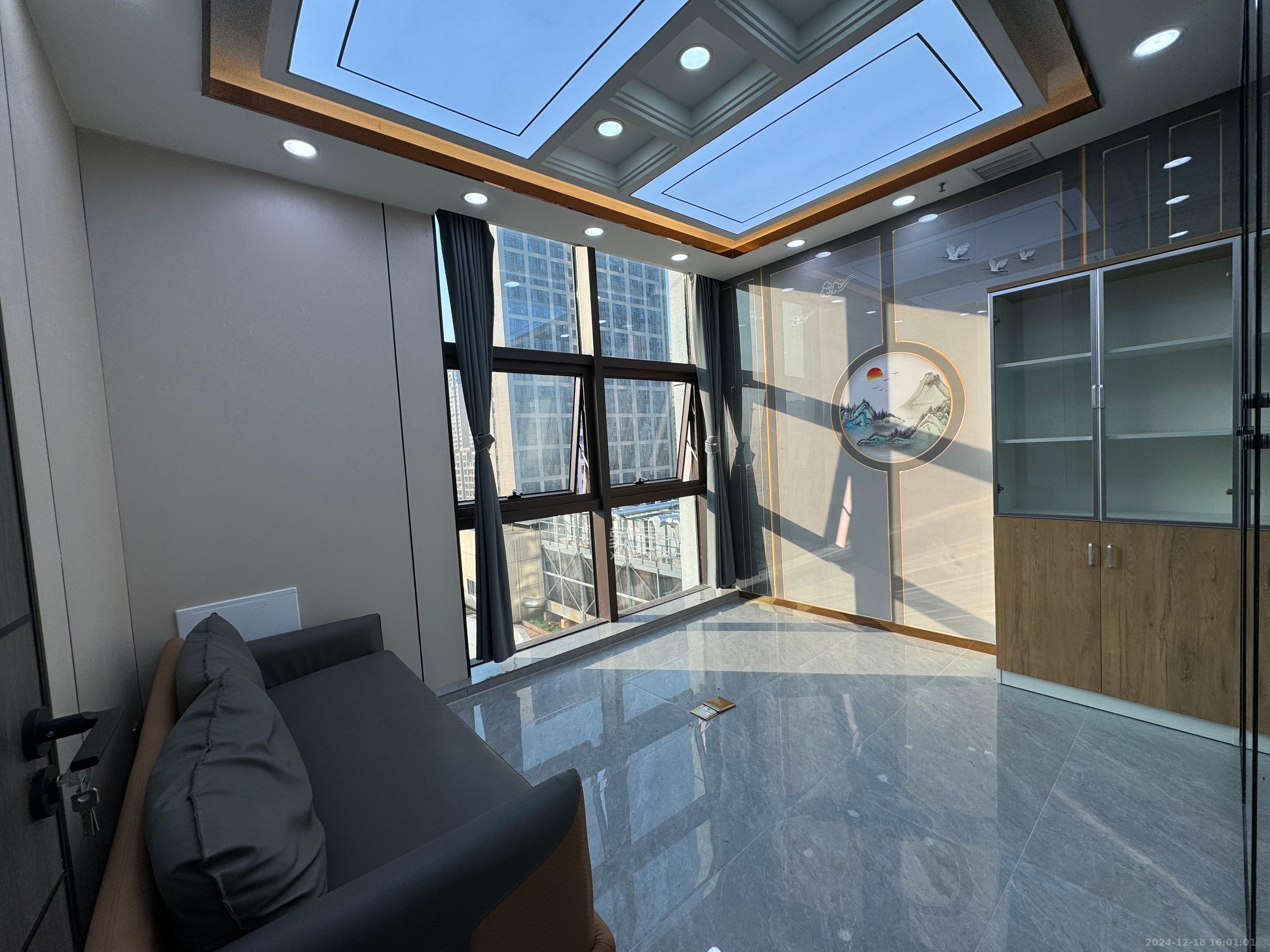 望新锦璨商业中心  1室1厅0卫    9800.0元/月 望新锦璨商业中心  1室1厅0卫    9800.0元/月室内图