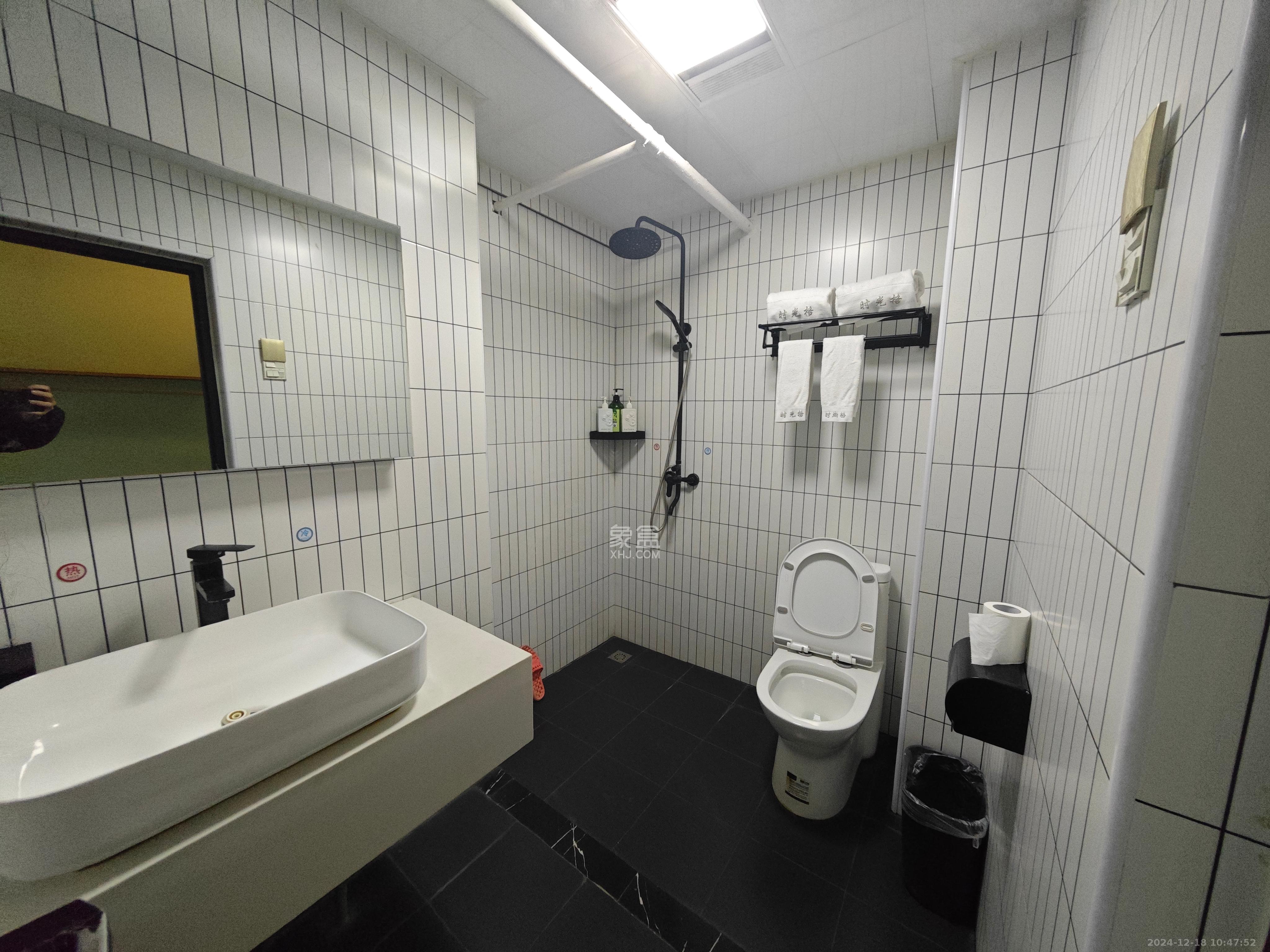 东友星座 1室1厅1卫 1900.0元/月 东友星座 1室1厅1卫 1900.0元/月室内图