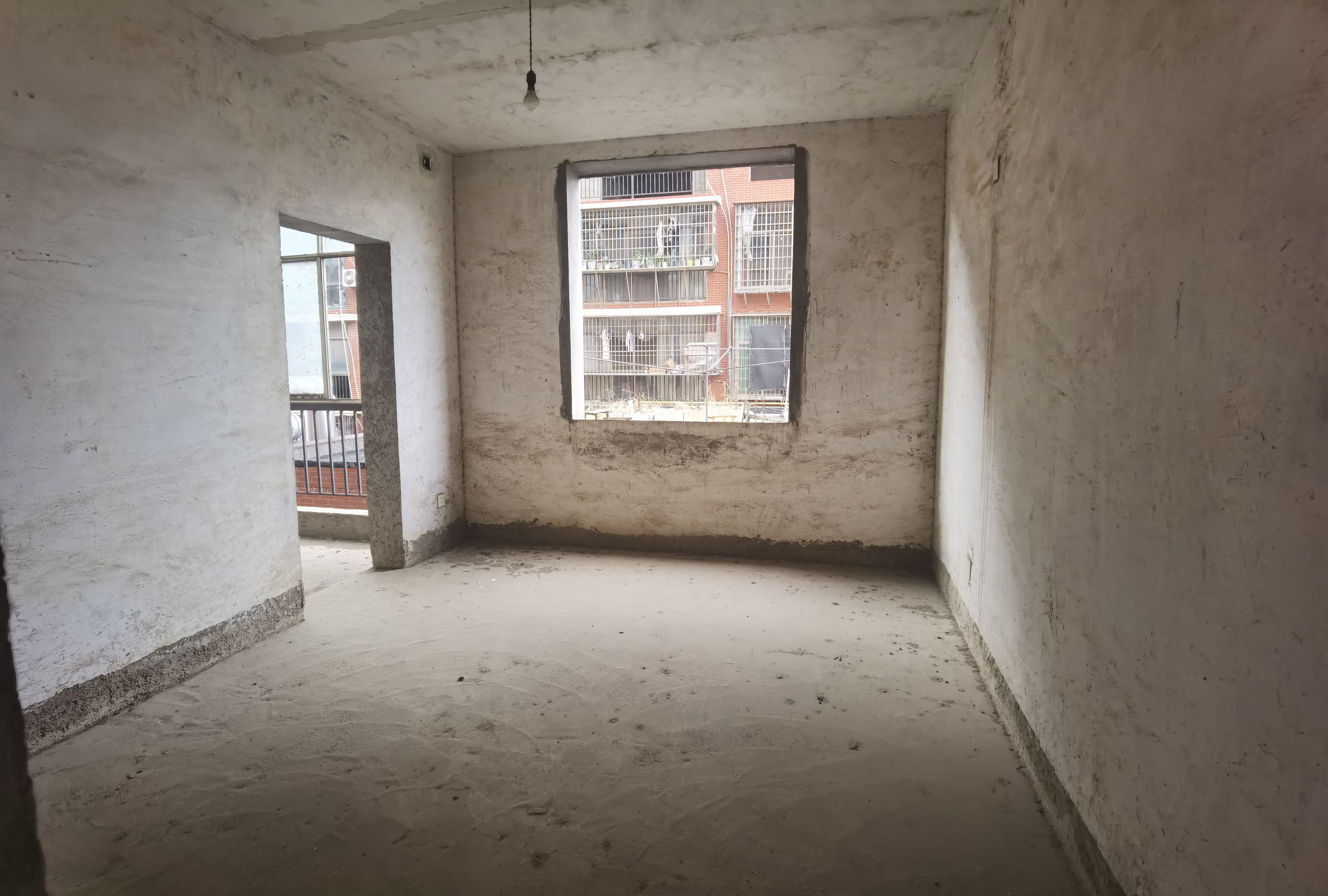 王府井 5室2厅3卫 58.8万 王府井 5室2厅3卫 58.8万客厅