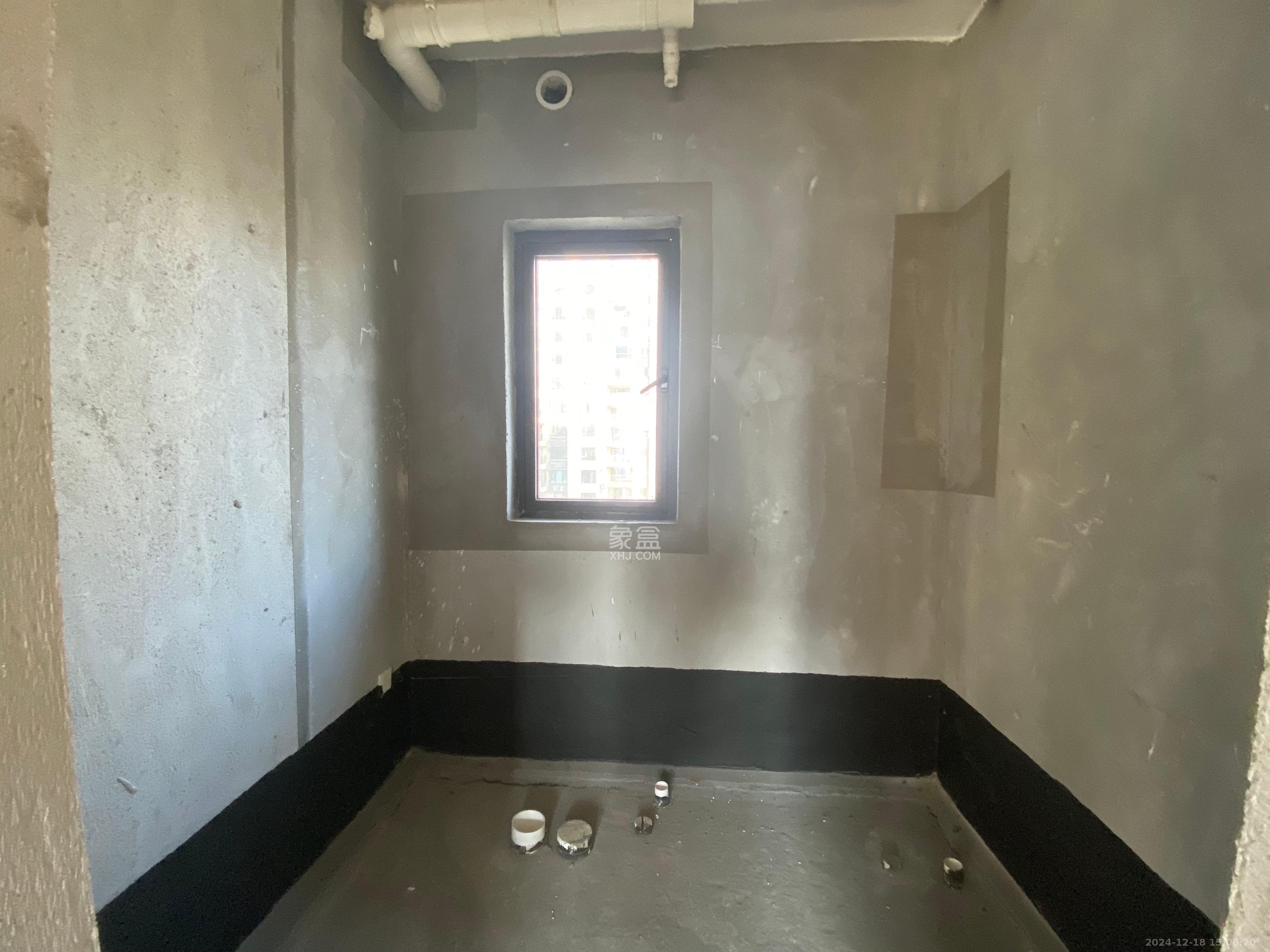 保利大都汇一期、二期 4室2厅2卫 1500.0元/月 保利大都汇一期、二期 4室2厅2卫 1500.0元/月室内图