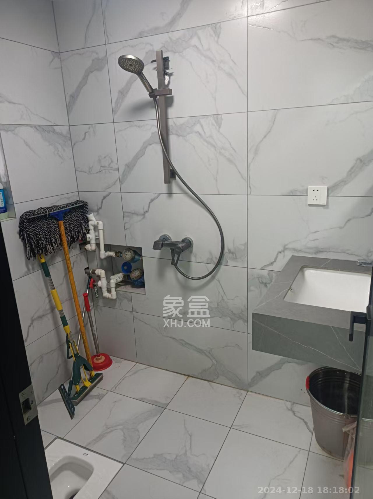 八一桥工商银行  3室2厅1卫   3000.00元/月室内图
